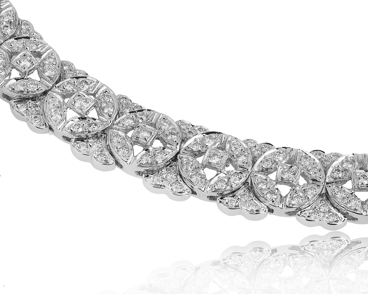 Шикарное золотое ожерелье с бриллиантами 4.40ct