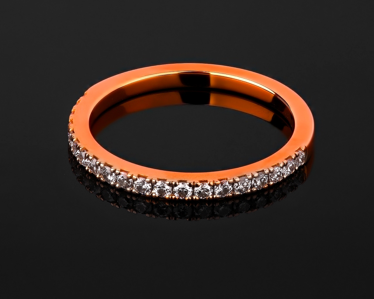 Утонченное бриллиантовое кольцо 0.23ct De Beers