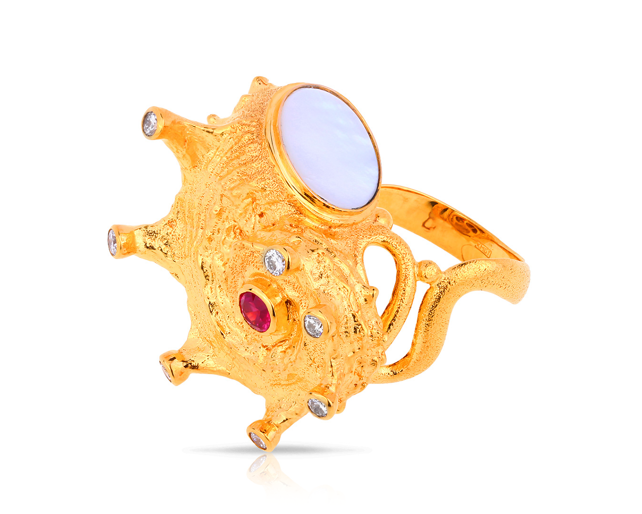Чудесное золотое кольцо с бриллиантами и рубином 0.30ct