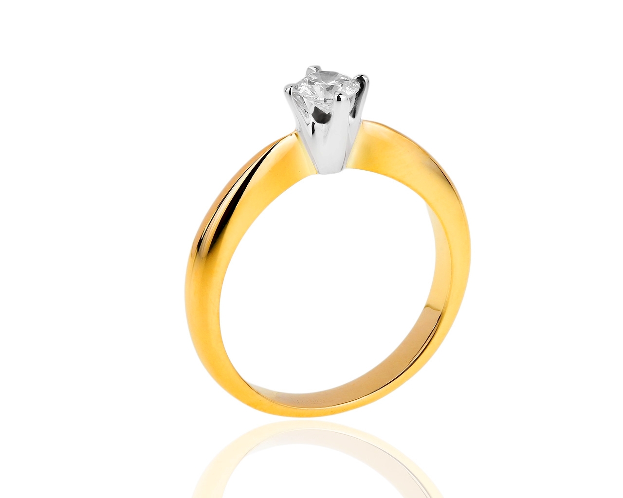 Помолвочное золотое кольцо с бриллиантом 0.31ct