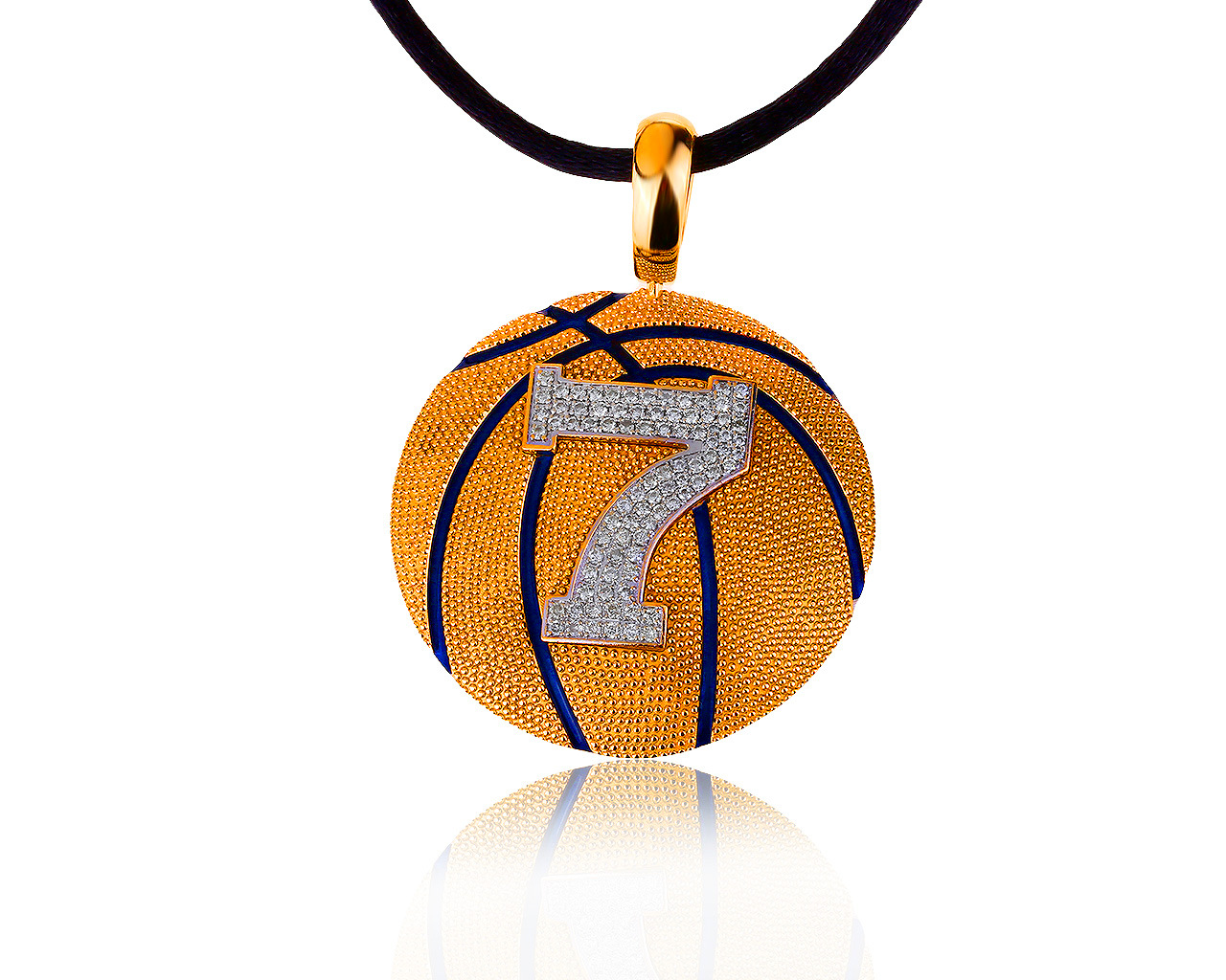 Современный золотой кулон с бриллиантами 0.35ct