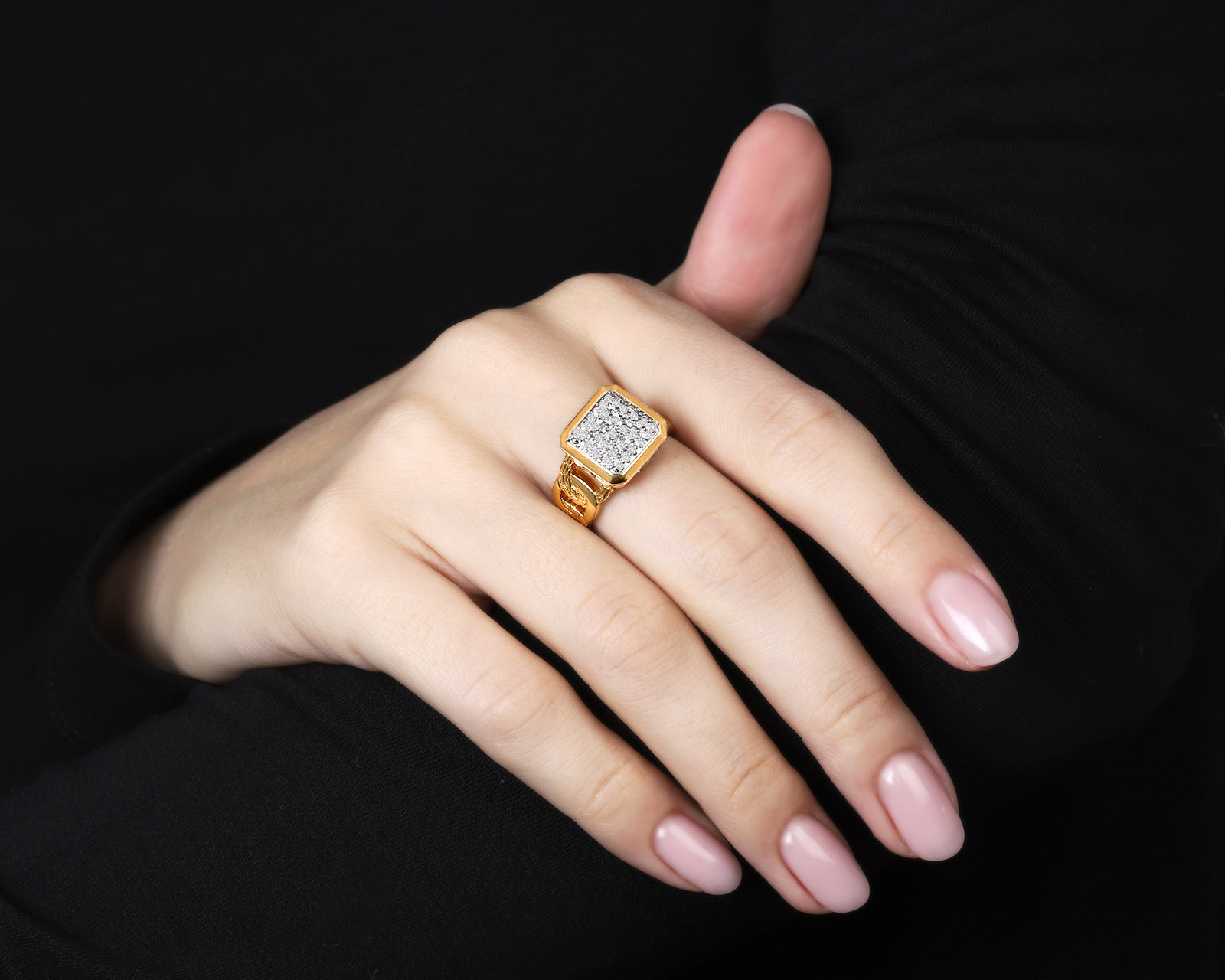 Оригинальное золотое кольцо с бриллиантами 0.31ct John Hardy