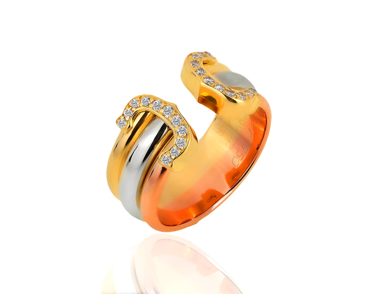 Трехцветное золотое кольцо с бриллиантами С de Cartier Logo