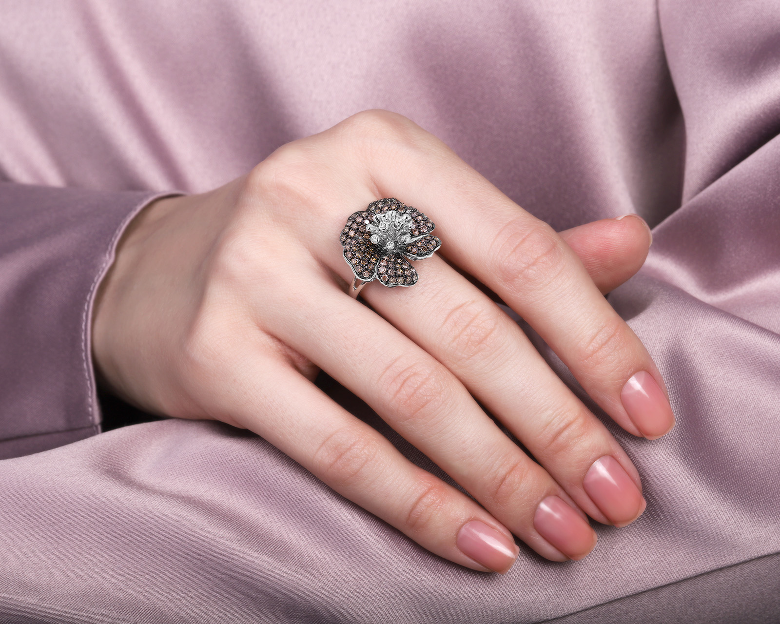 Золотое кольцо с бриллиантами 1.44ct