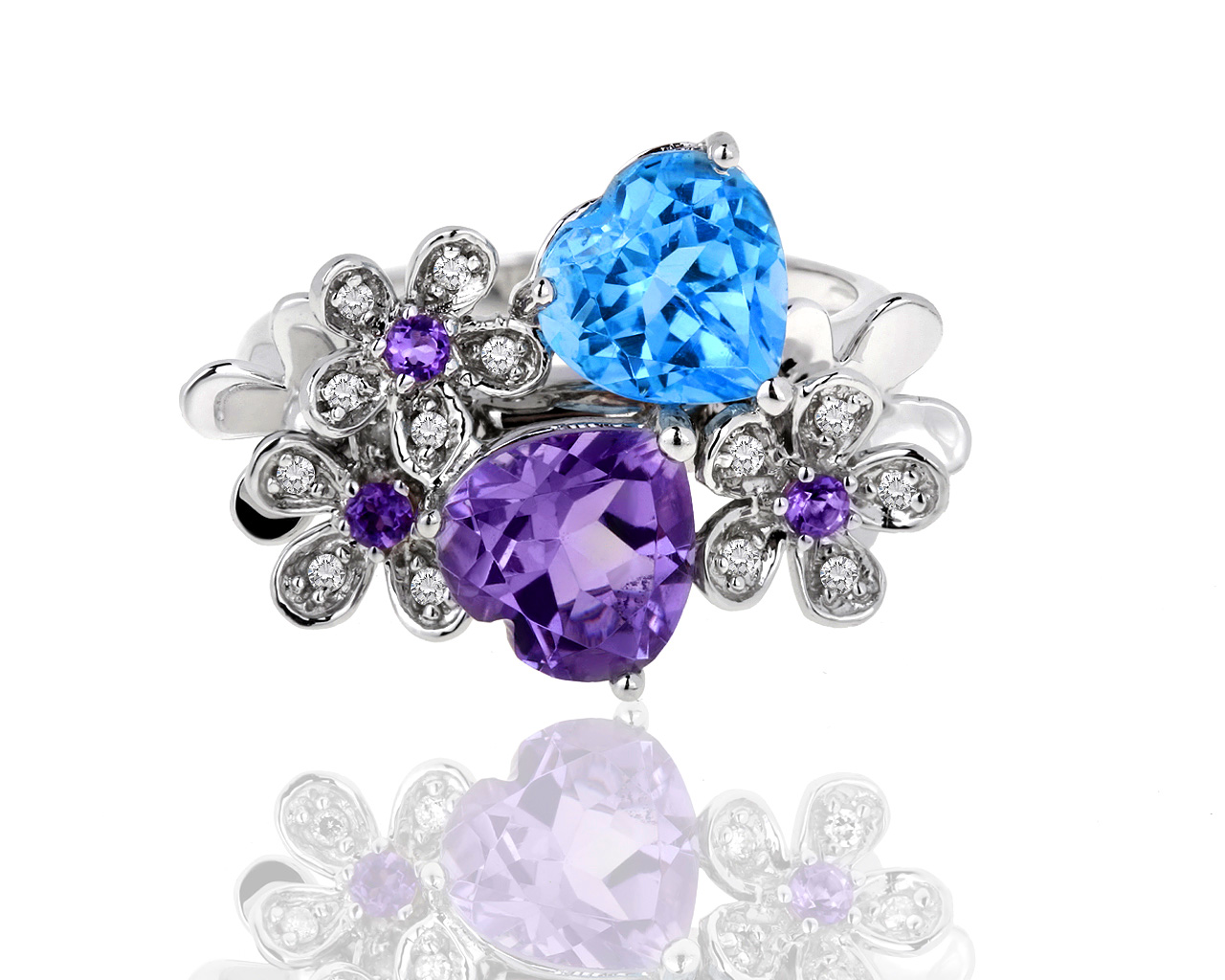 Золотое кольцо с топазом, аметистами и бриллиантами 0.08ct 250419/14