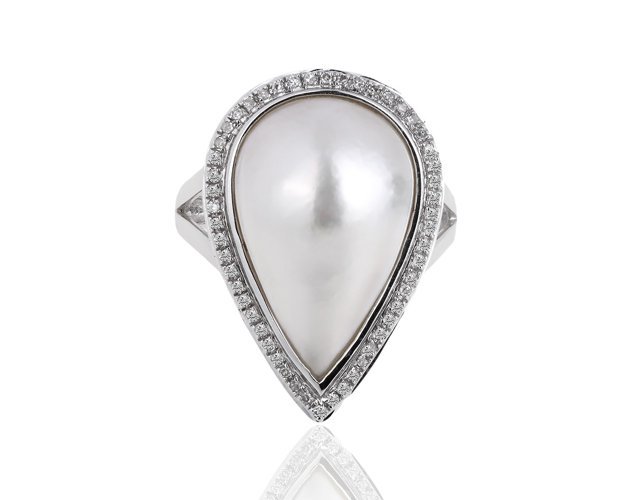 Золотое кольцо с перламутром и бриллиантами 0.20ct 061118/12