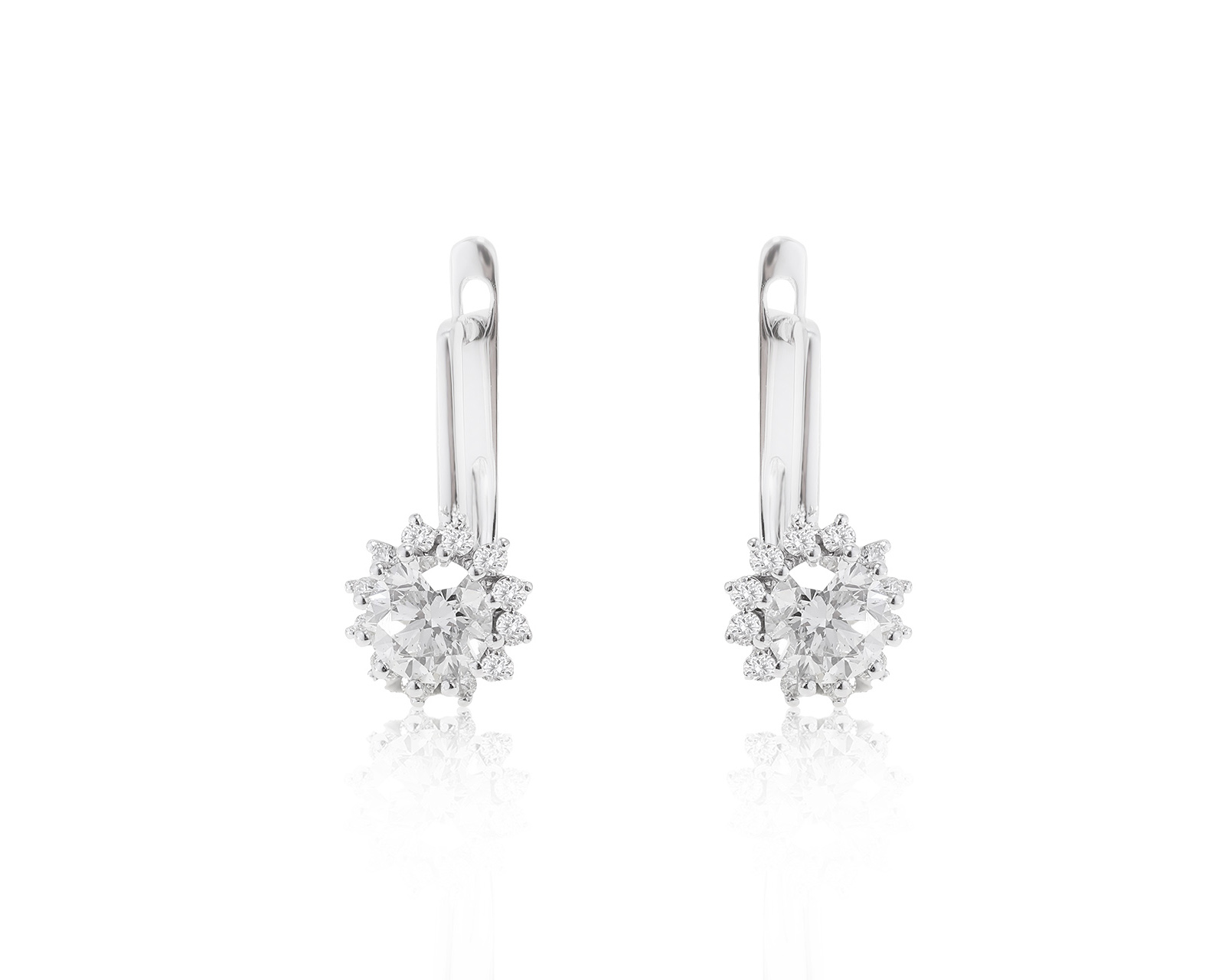 Прекрасные золотые серьги с бриллиантами 1.77ct
