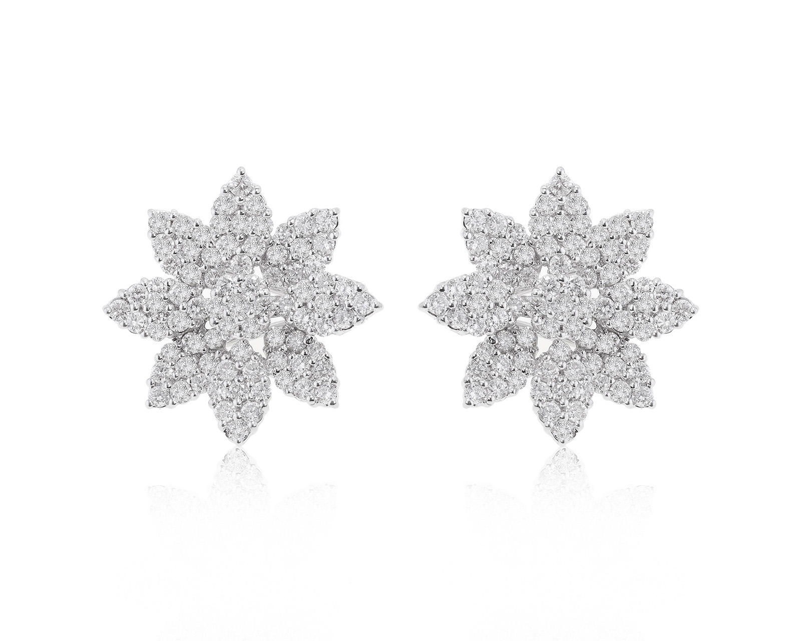 Завораживающие золотые серьги с бриллиантами 3.95ct