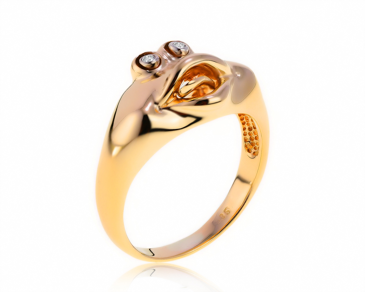 Праздничное золотое кольцо с бриллиантами 0.05ct 120121/1