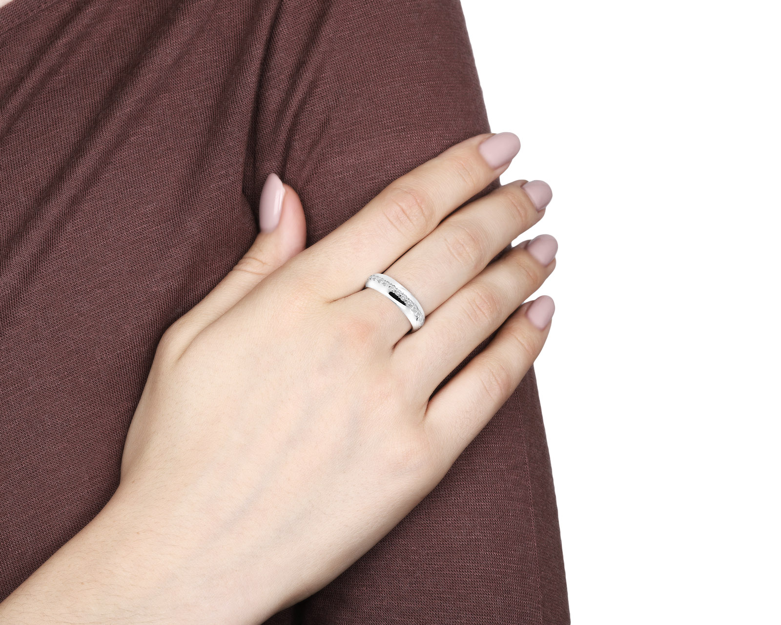 Прекрасное платиновое кольцо с бриллиантами 0.65ct