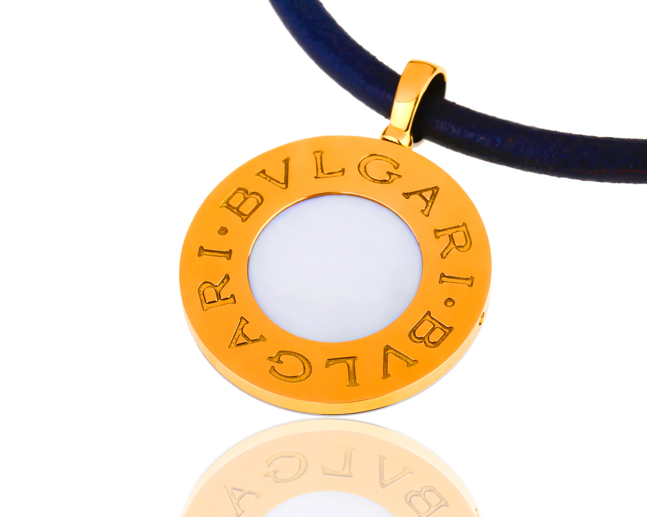 Золотая подвеска с ониксом и перламутром Bvlgari Tondo 020317/2