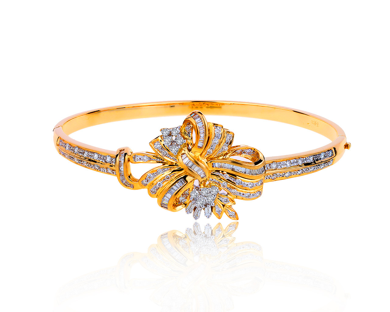 Притягательный золотой браслет с бриллиантами 1.87ct 250719/14