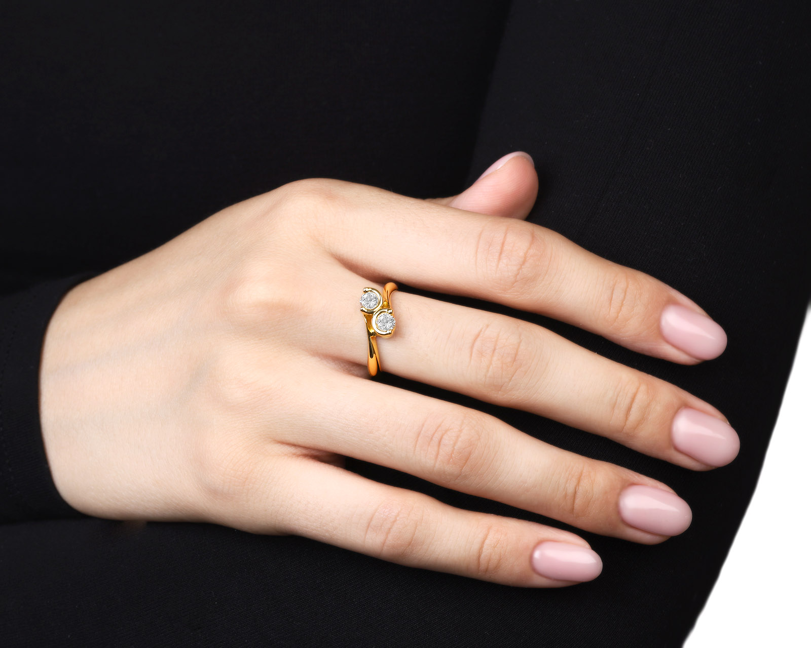 Нарядное золотое кольцо с бриллиантами 0.44ct