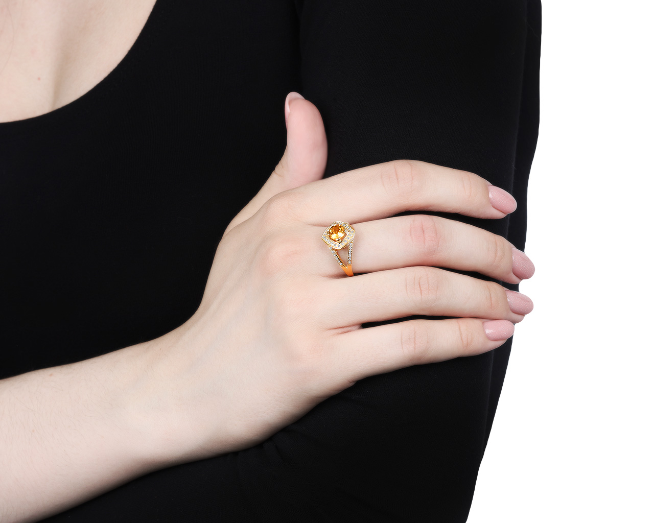 Оригинальное золотое кольцо с цитрином 0.60ct Mauboussin