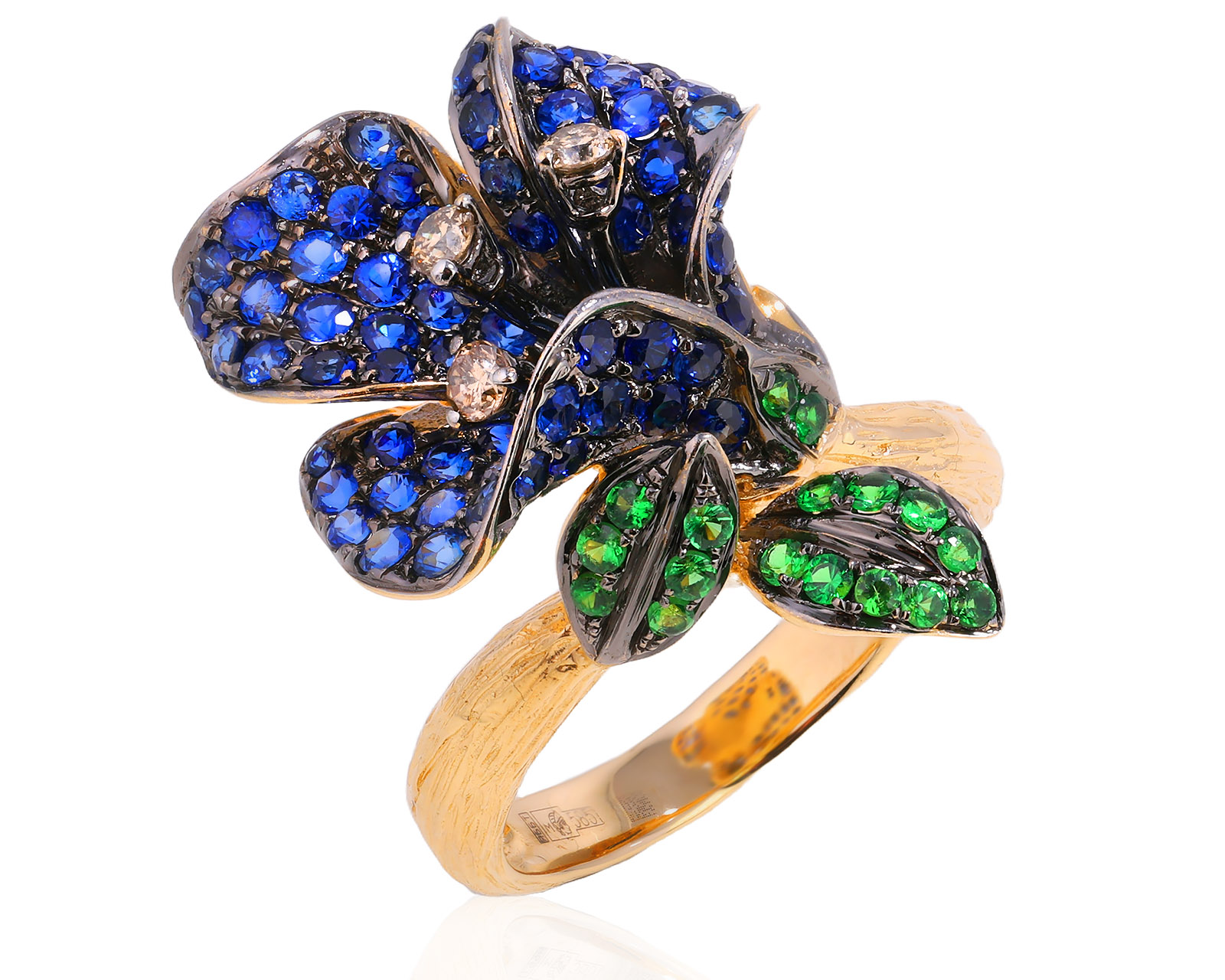 Золотое кольцо с сапфирами 1.30ct и тсаворитами 0.38ct