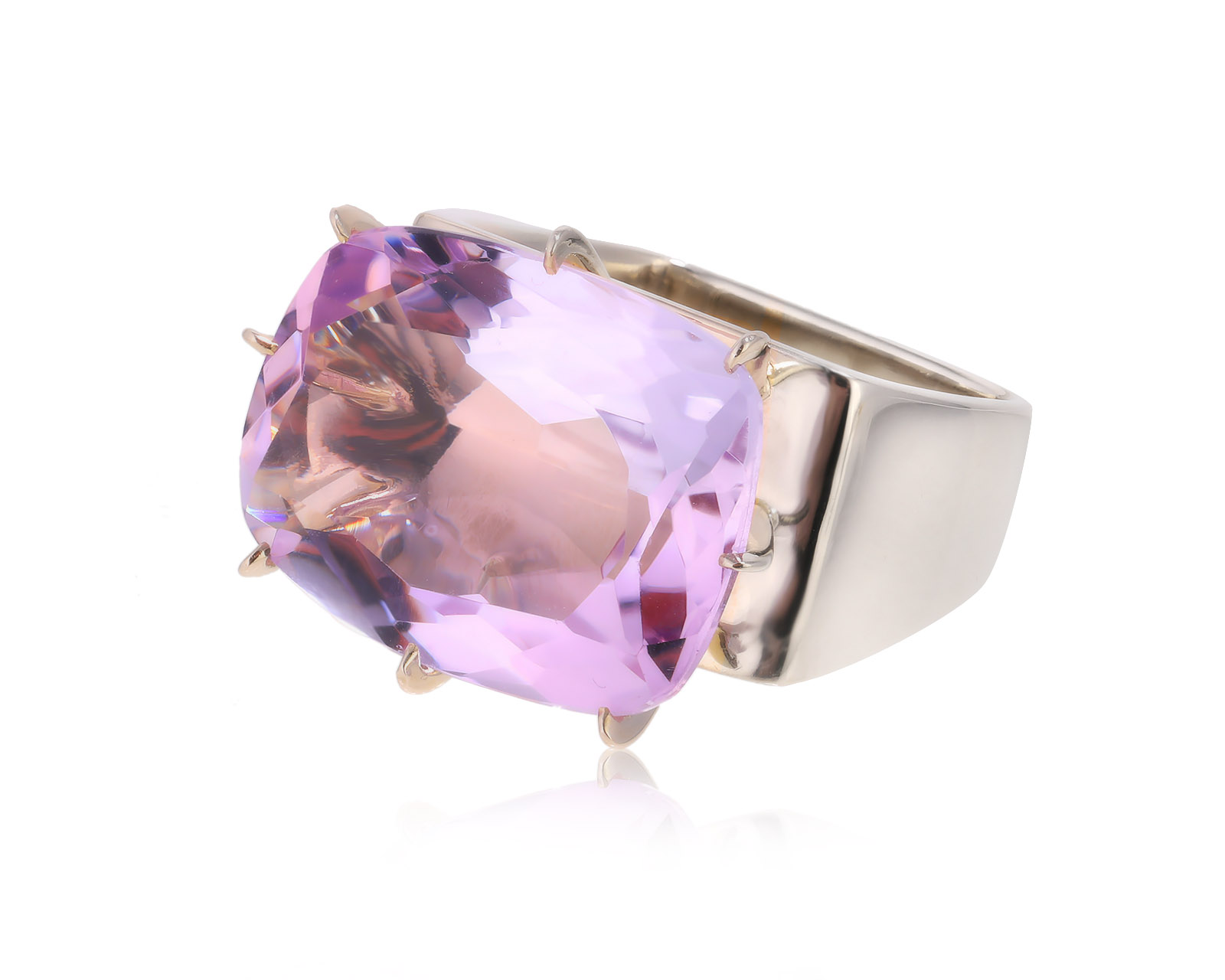 Оригинальное золотое кольцо с аметистом 15.60ct H.Stern Sunrise 041124/5 Оригинальное золотое кольцо с аметистом 15.60ct H.Stern Sunrise 041124/5