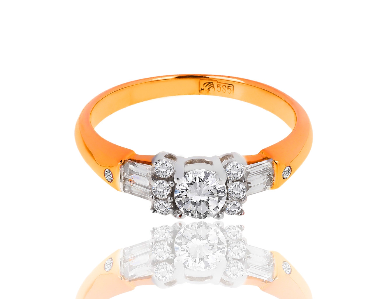 Интересное золотое кольцо с бриллиантами 0.52ct