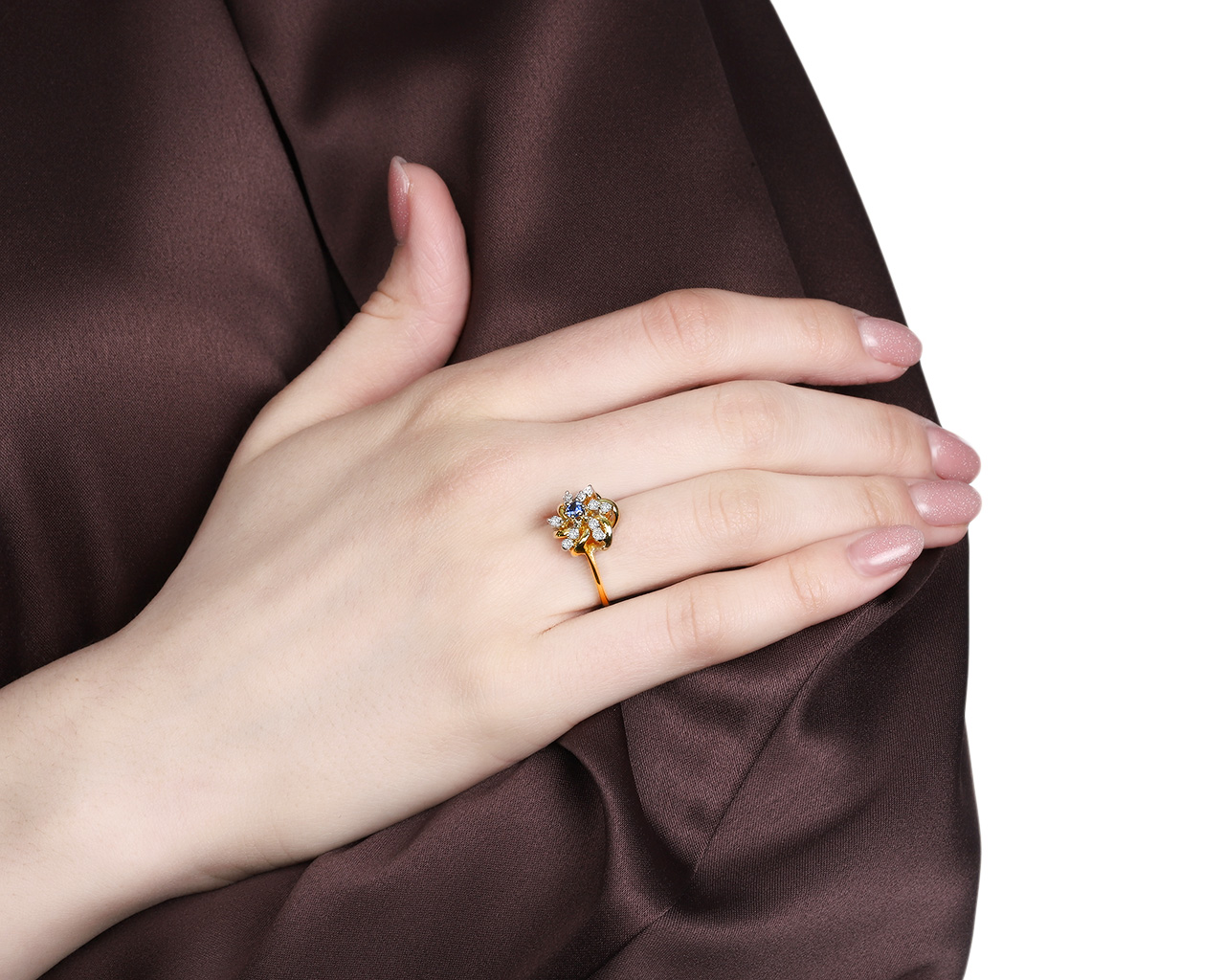 Изысканное золотое кольцо с бриллиантами 0.27ct