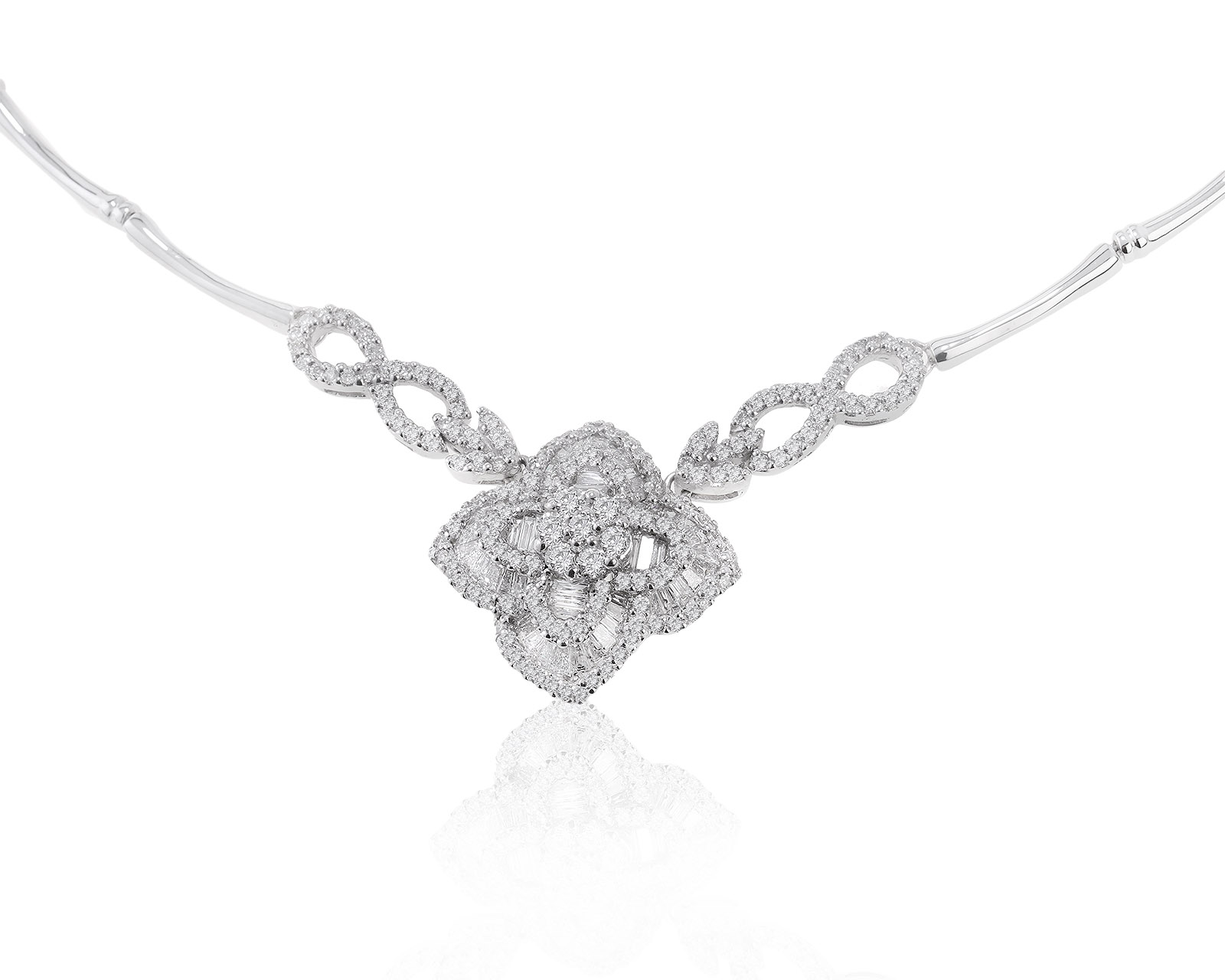 Престижное золотое колье с бриллиантами 3.32ct