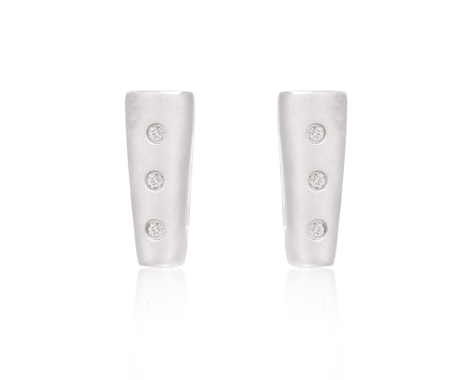 Золотые серьги с бриллиантами 0.06ct 100725/6