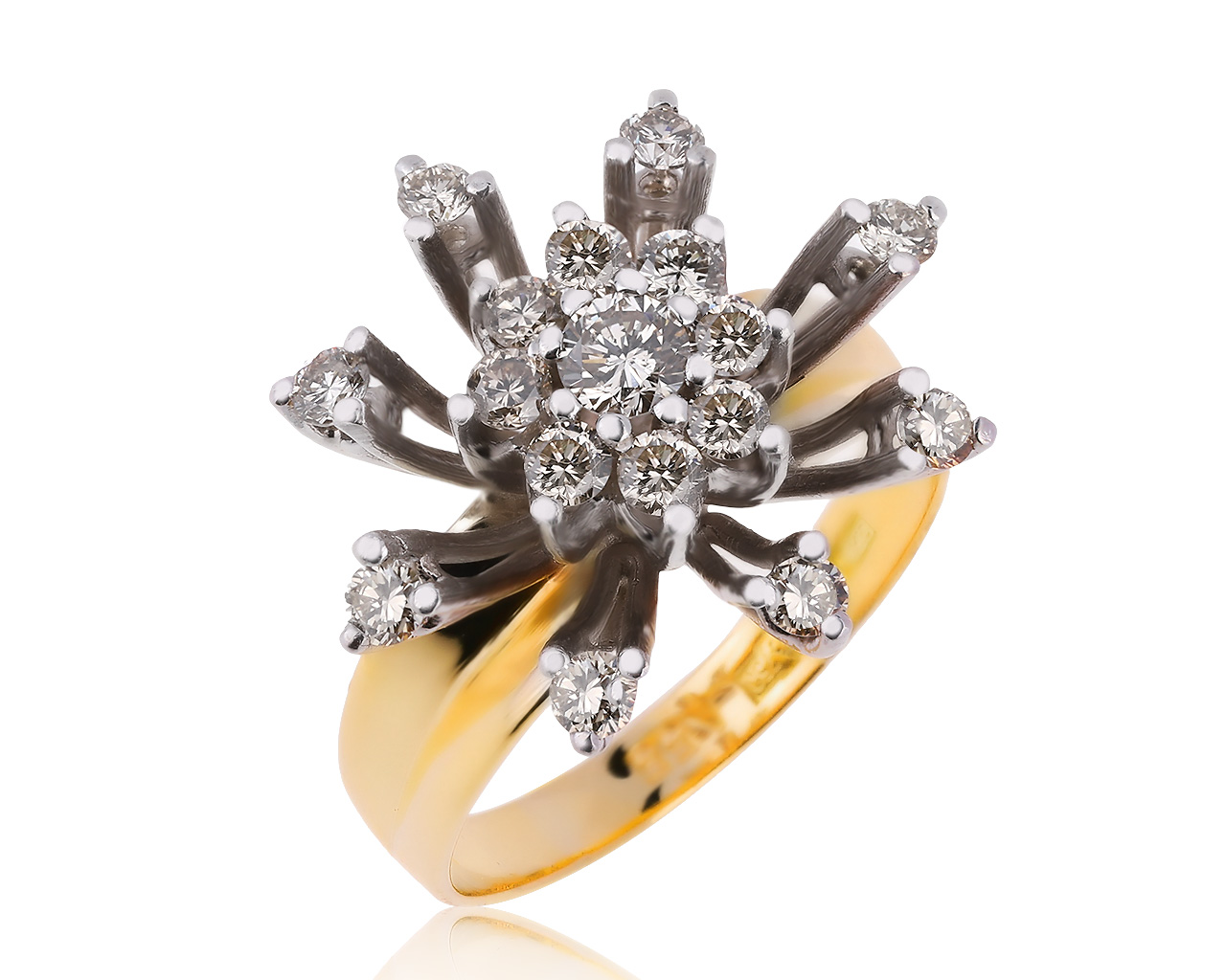 Изящное золотое кольцо с бриллиантами 0.92ct