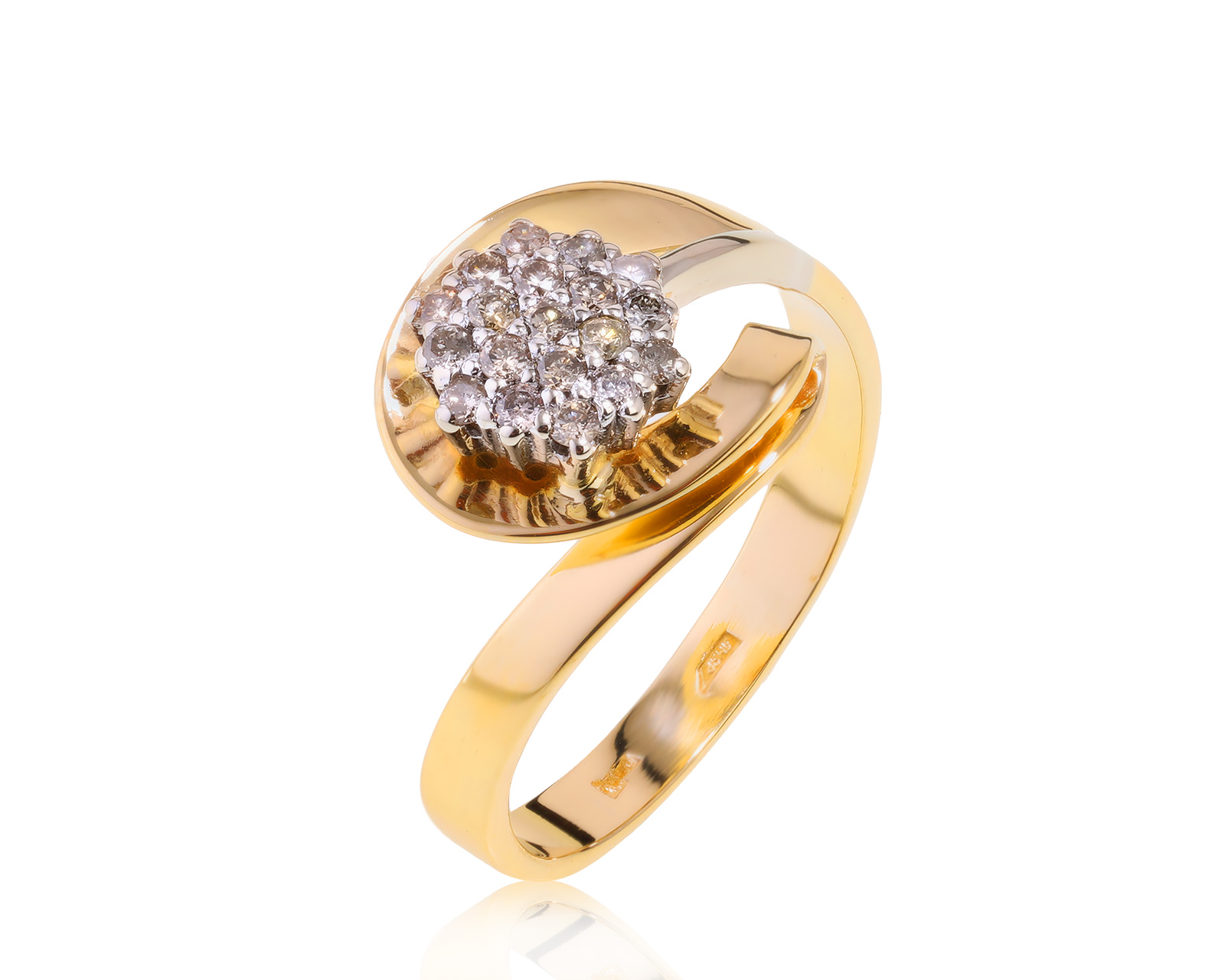 Чарующее золотое кольцо с бриллиантами 0.27ct