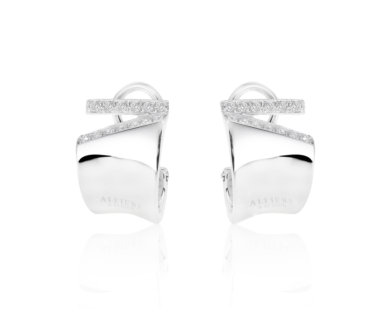 Оригинальные золотые серьги с бриллиантами 0.33ct Alfieri & St.John