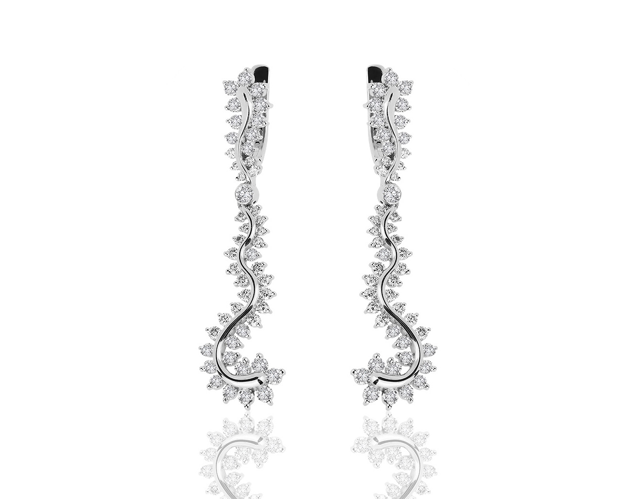 Модные золотые серьги с бриллиантами 3.28ct 240719/26 Модные золотые серьги с бриллиантами 3.28ct 240719/26