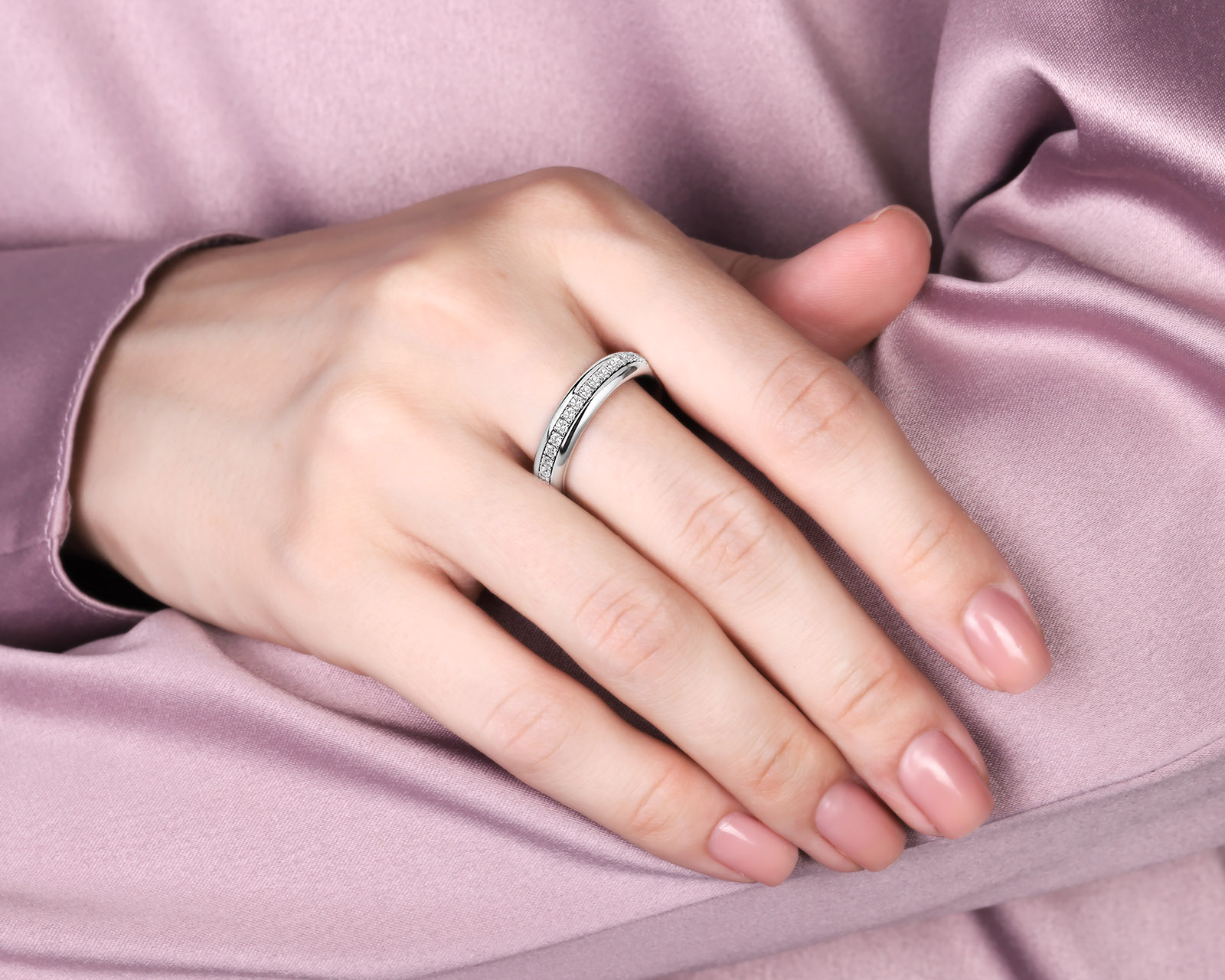 Золотое кольцо с бриллиантами 0.93ct
