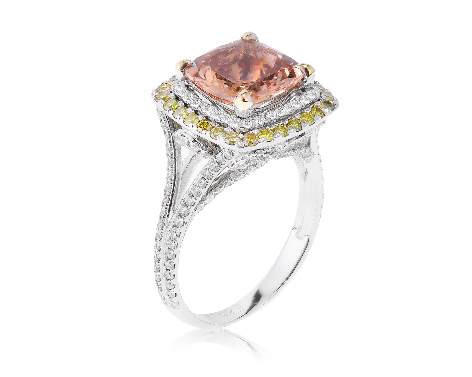 Праздничное золотое кольцо с морганитом 3.36ct 131222/3