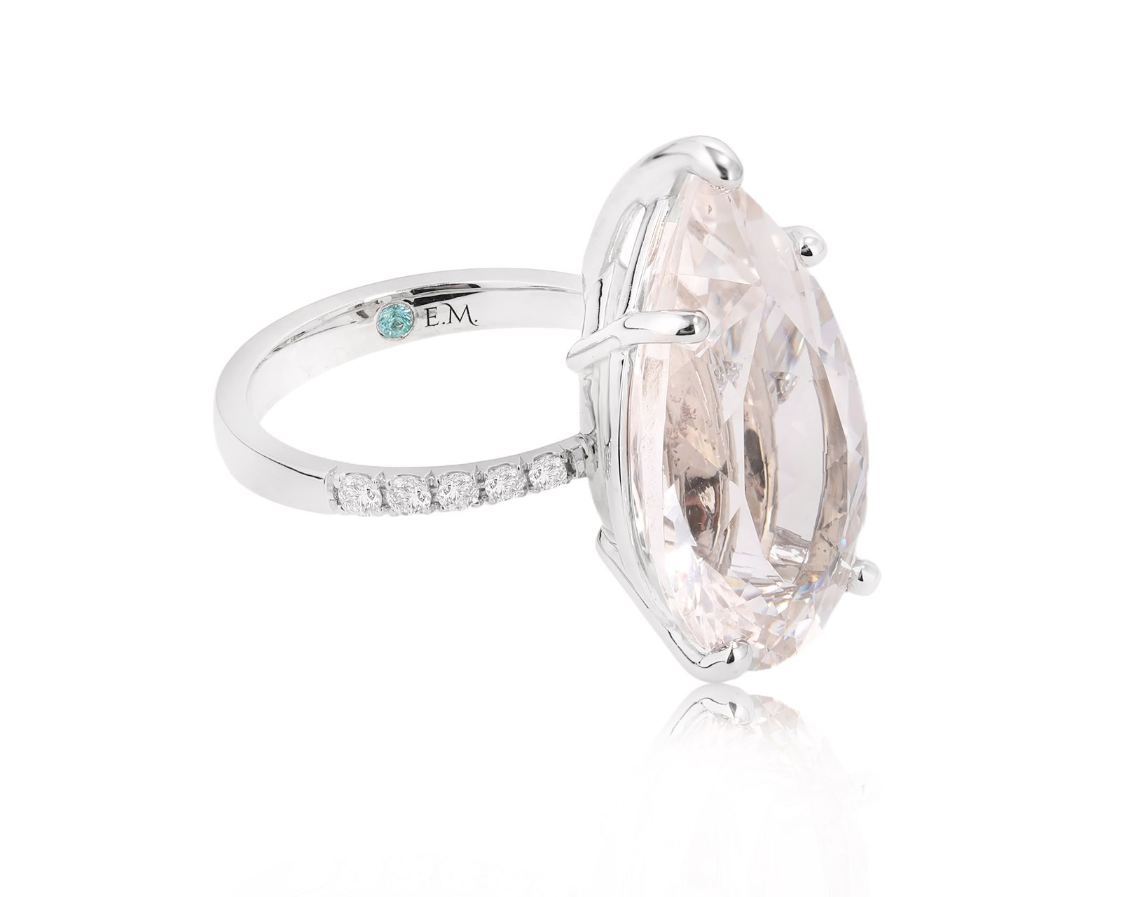 Золотое кольцо с данбуритом 16.21ct Evgeny Matveev