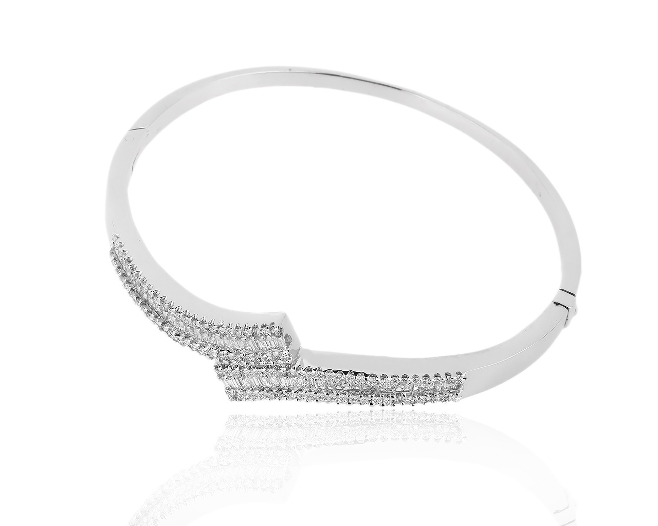 Шикарный золотой браслет с бриллиантами 2.23ct