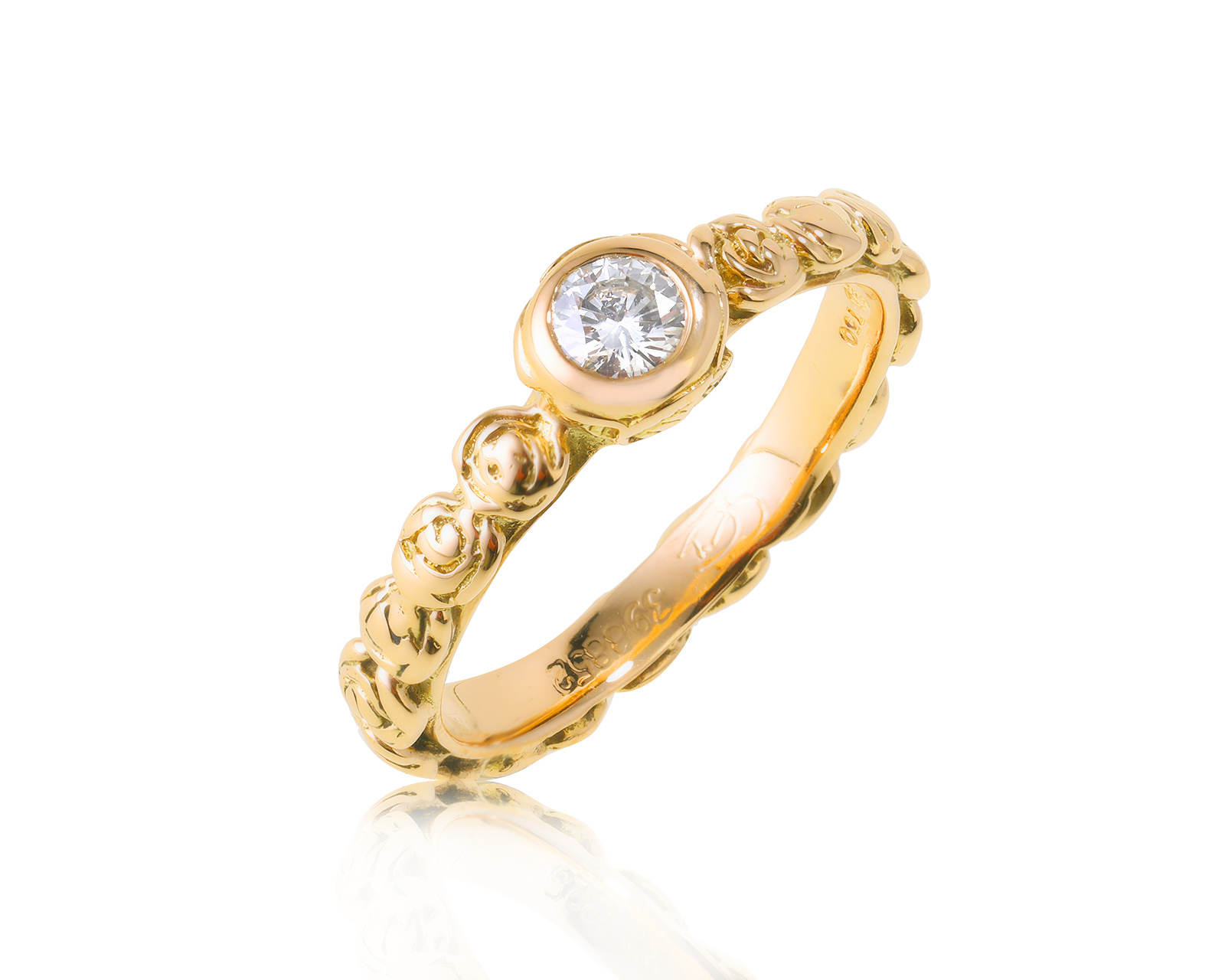 Оригинальное золотое кольцо Carrera y Carrera Jardin de Rosas