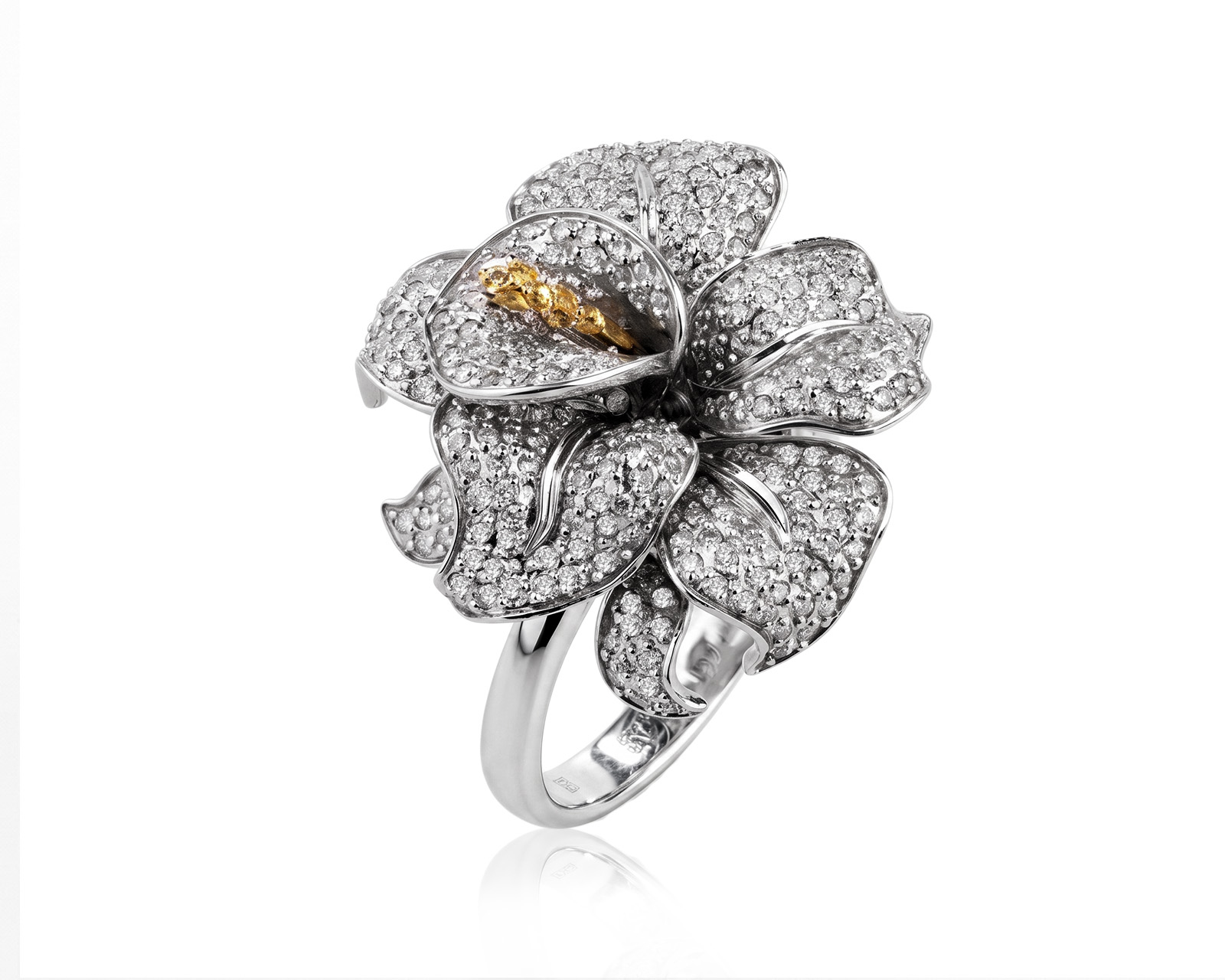 Золотое кольцо с бриллиантами 1.49ct и сапфирами 0.05ct 270526/1