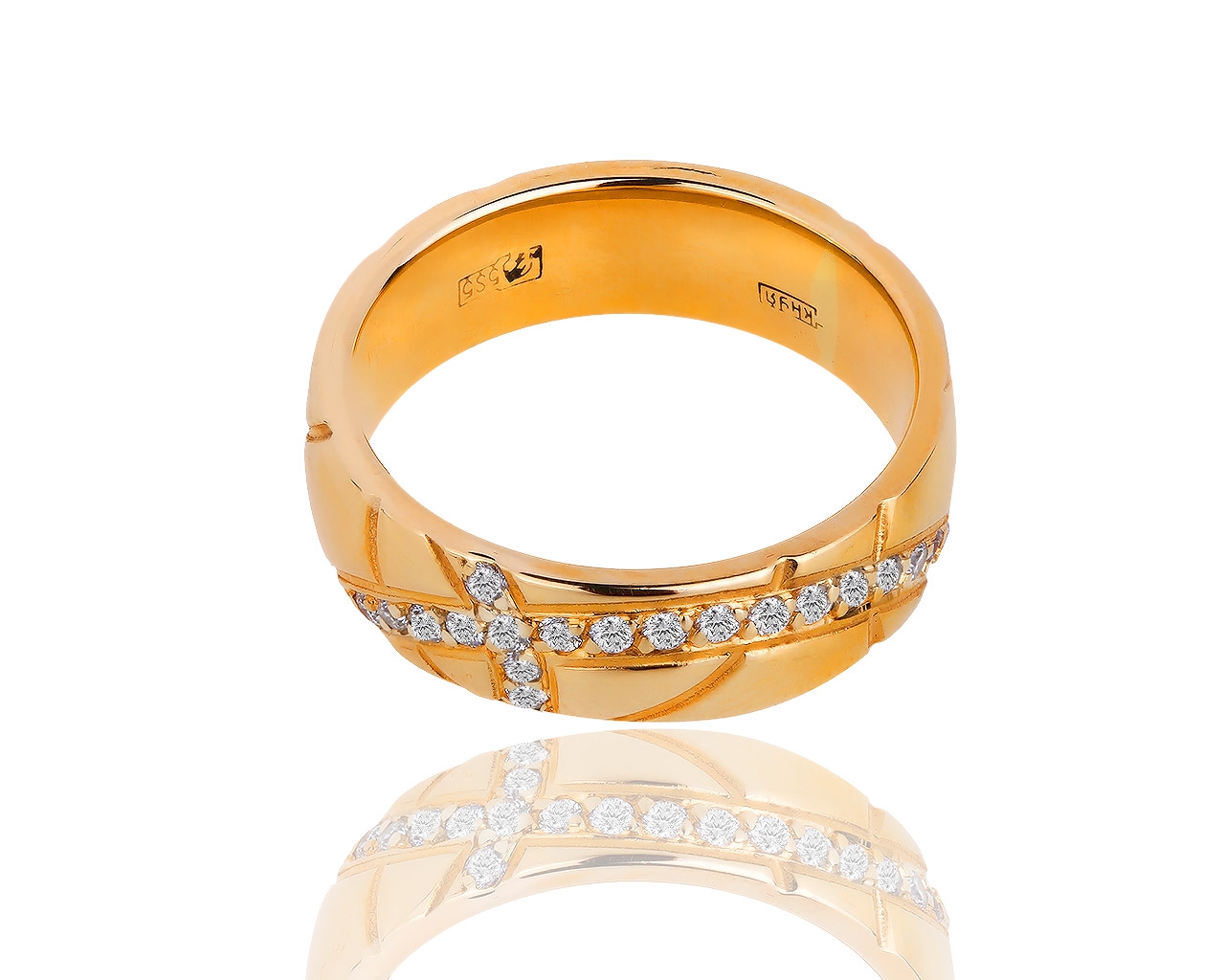 Узорное золотое кольцо с бриллиантами 0.20ct