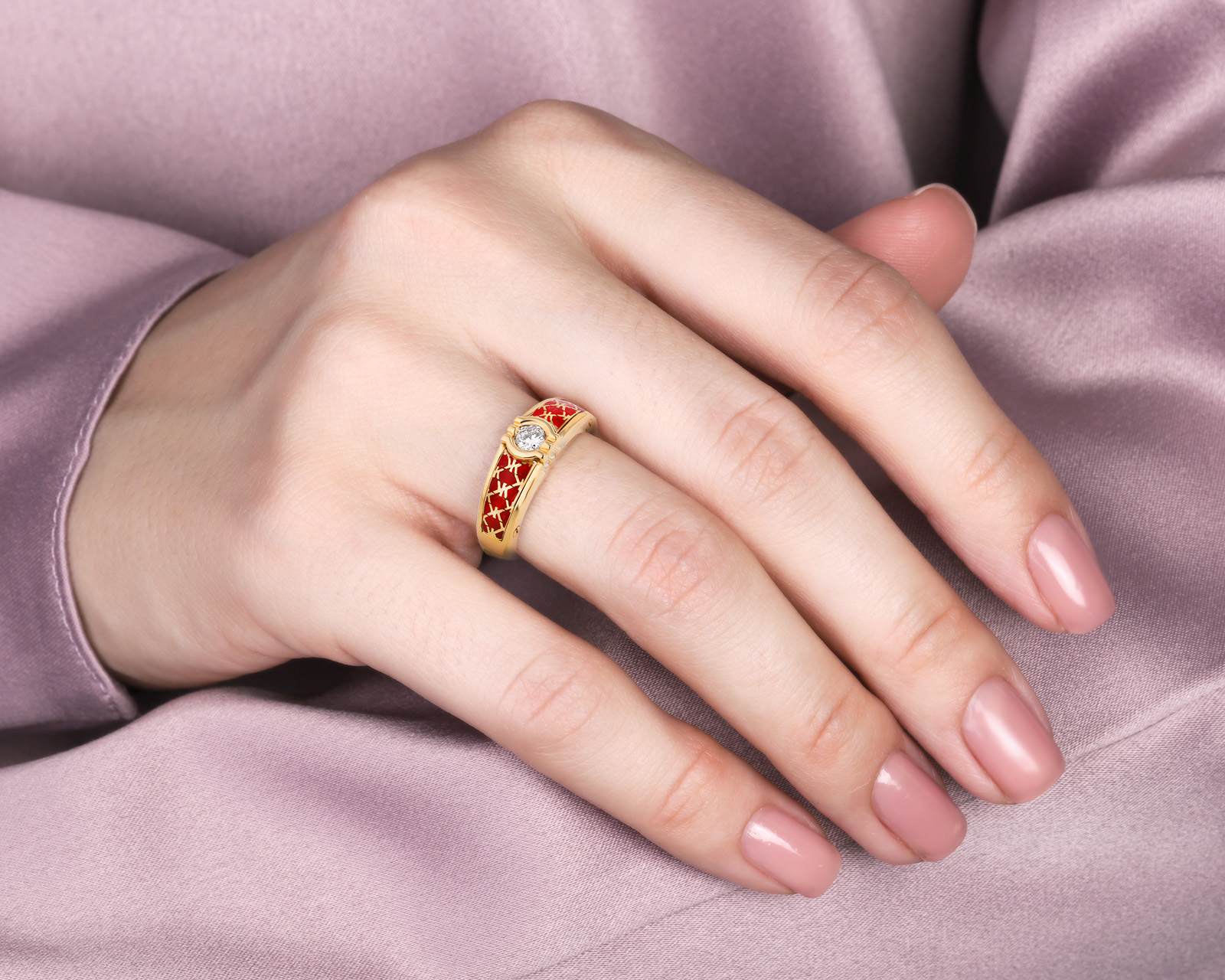 Оригинальное золотое кольцо с бриллиантом 0.20ct Korloff