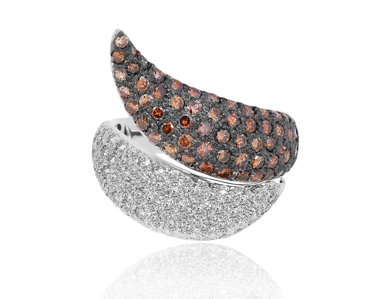 Золотое кольцо с коньячными и белыми бриллиантами 2.13ct