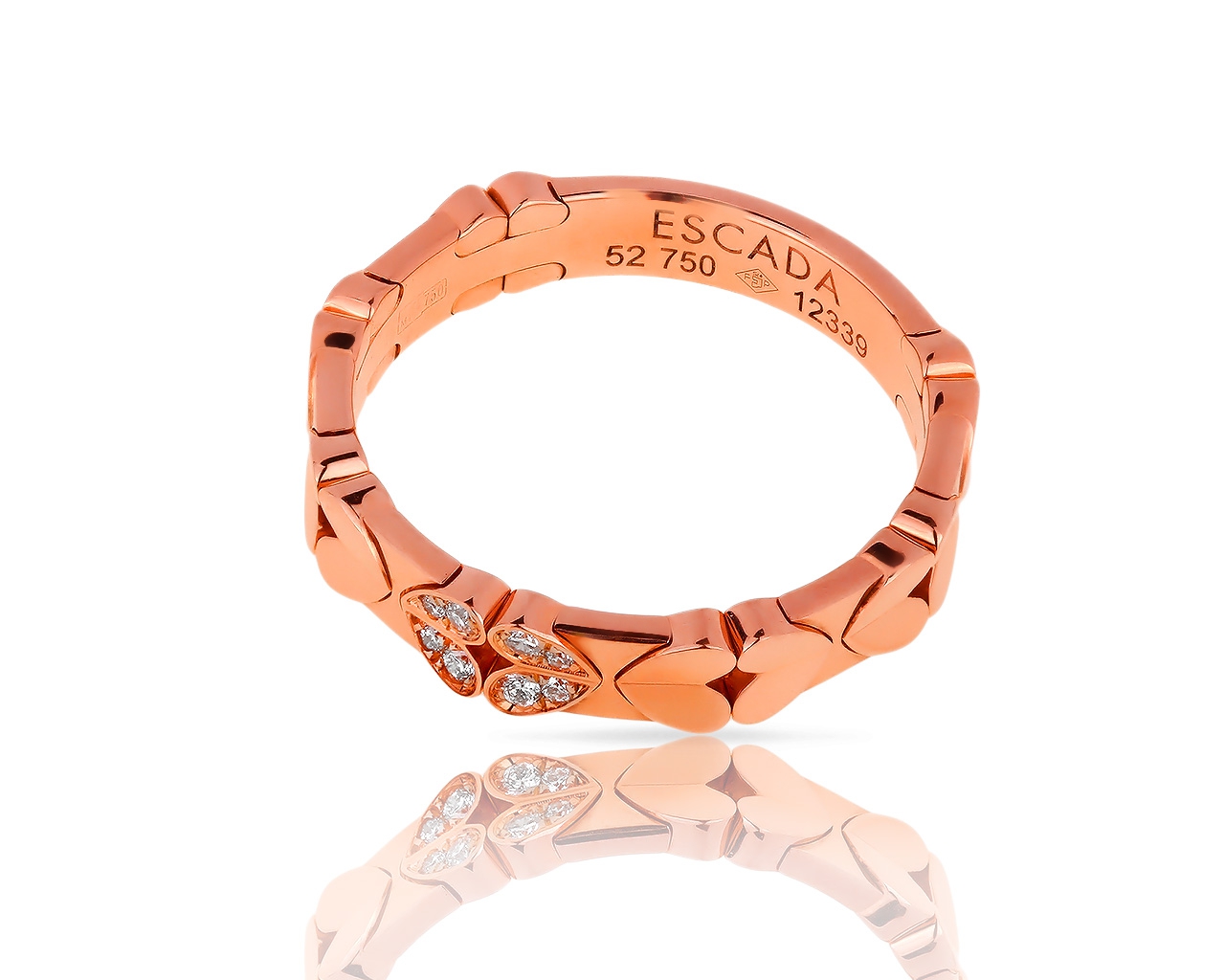 Романтичное золотое кольцо с бриллиантами 0.04ct Escada