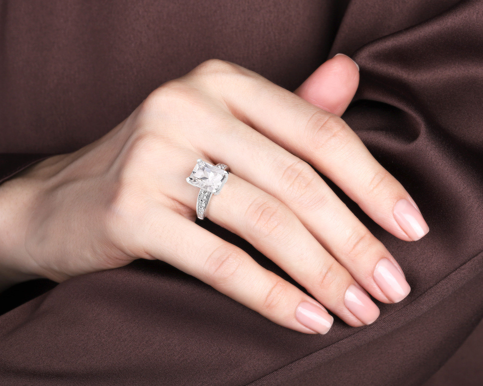 Золотое кольцо с данбуритом 3.54ct Evgeny Matveev