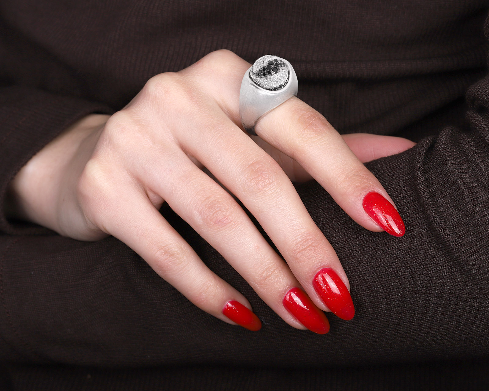 Оригинальное золотое кольцо с бриллиантами 1.28ct Enigma