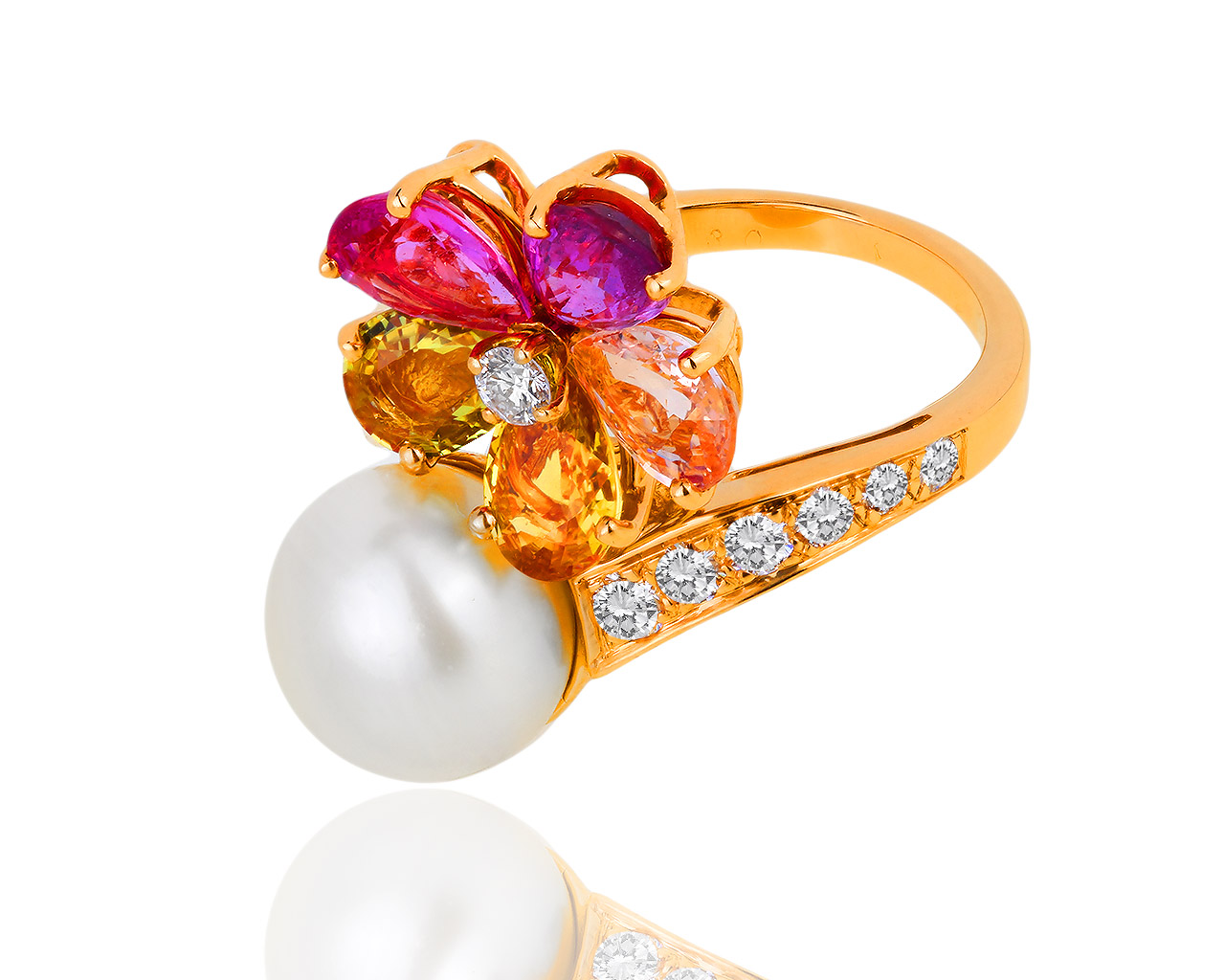 Оригинальное золотое кольцо с жемчугом и бриллиантами 0.52ct Bvlgari 011218/9