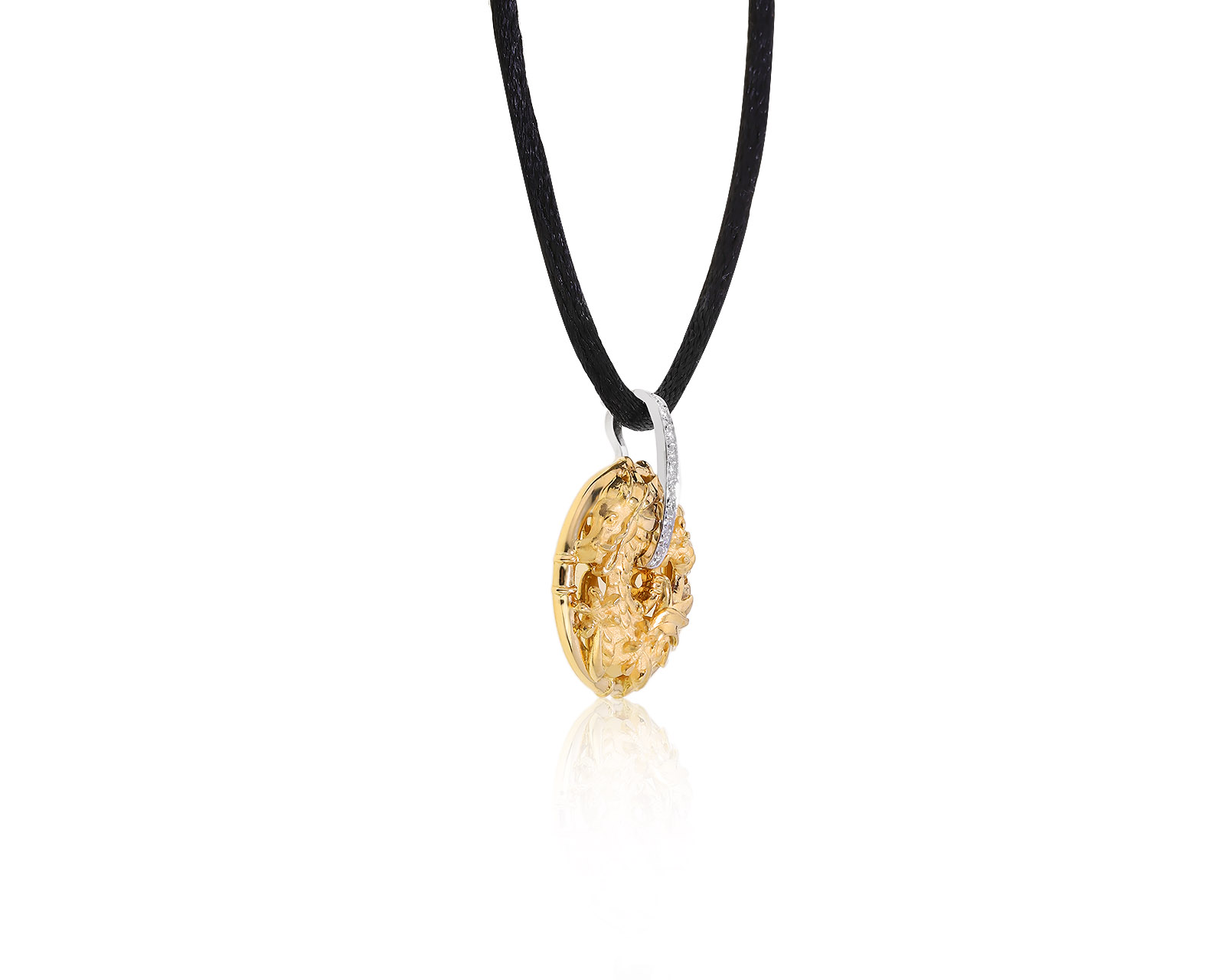 Оригинальный золотой кулон Carrera y Carrera Circulos De Fuego