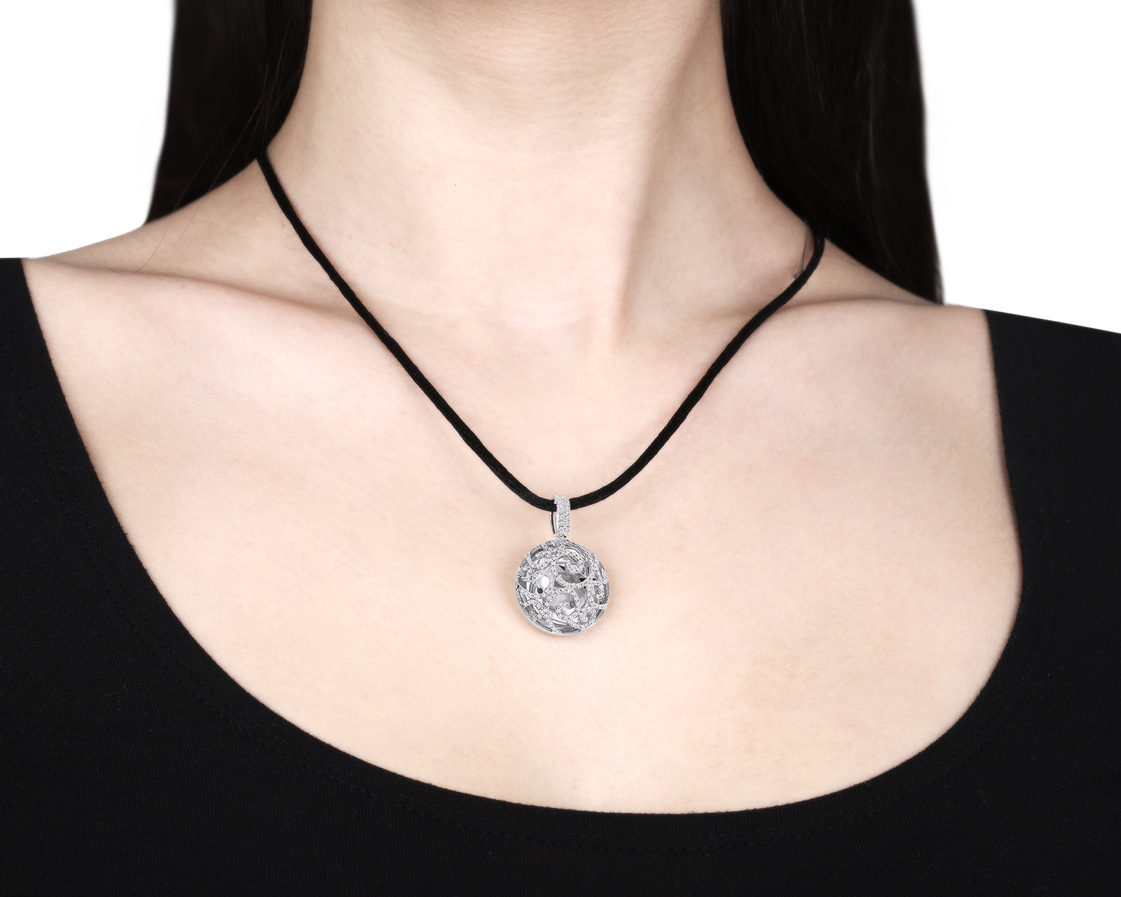 Изящная золотая подвеска с бриллиантами 0.77ct