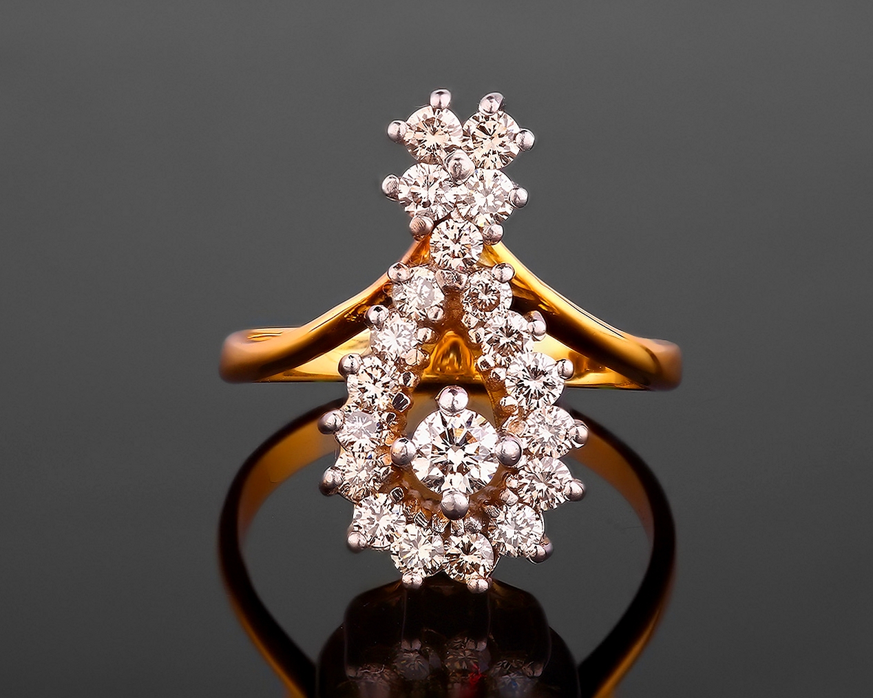 Золотое кольцо с бриллиантами 0.75ct 110517/16