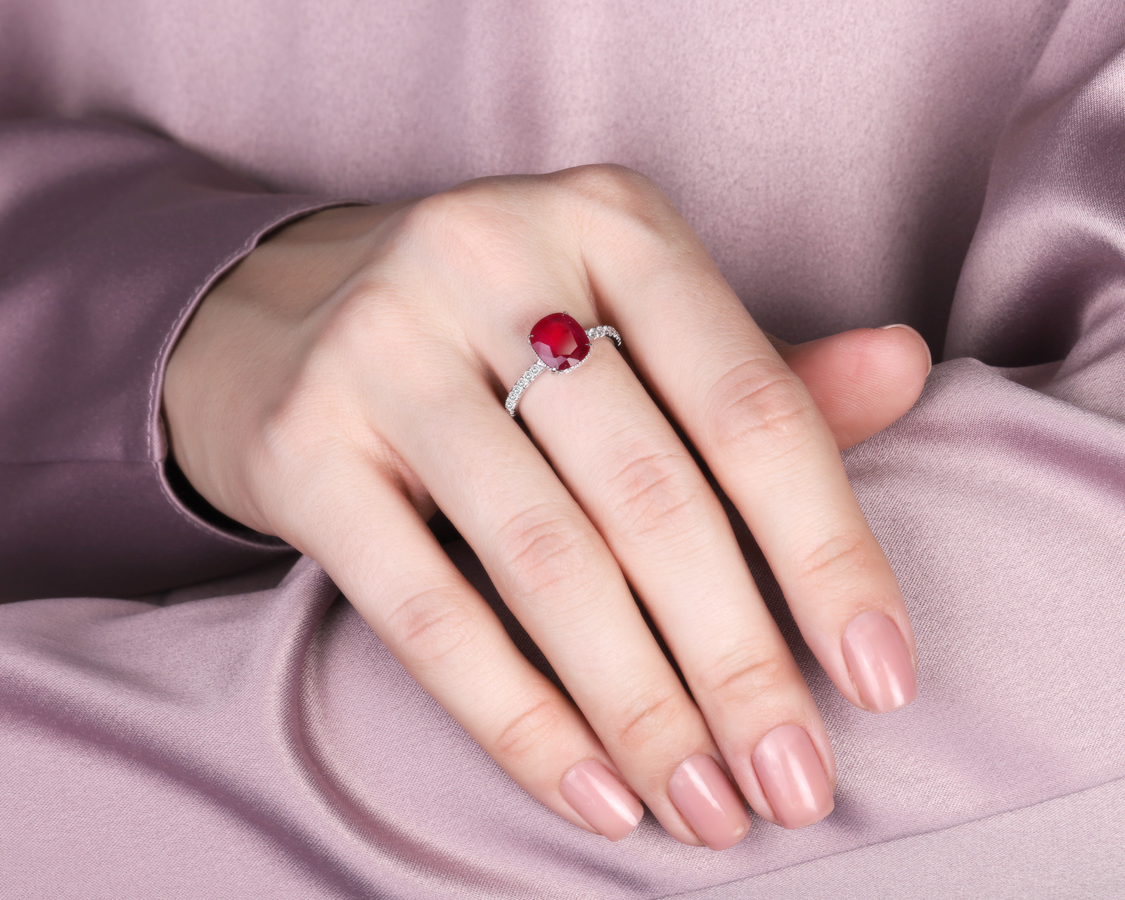 Золотое кольцо с рубином Мозамбик 2.25ct Evgeny Matveev