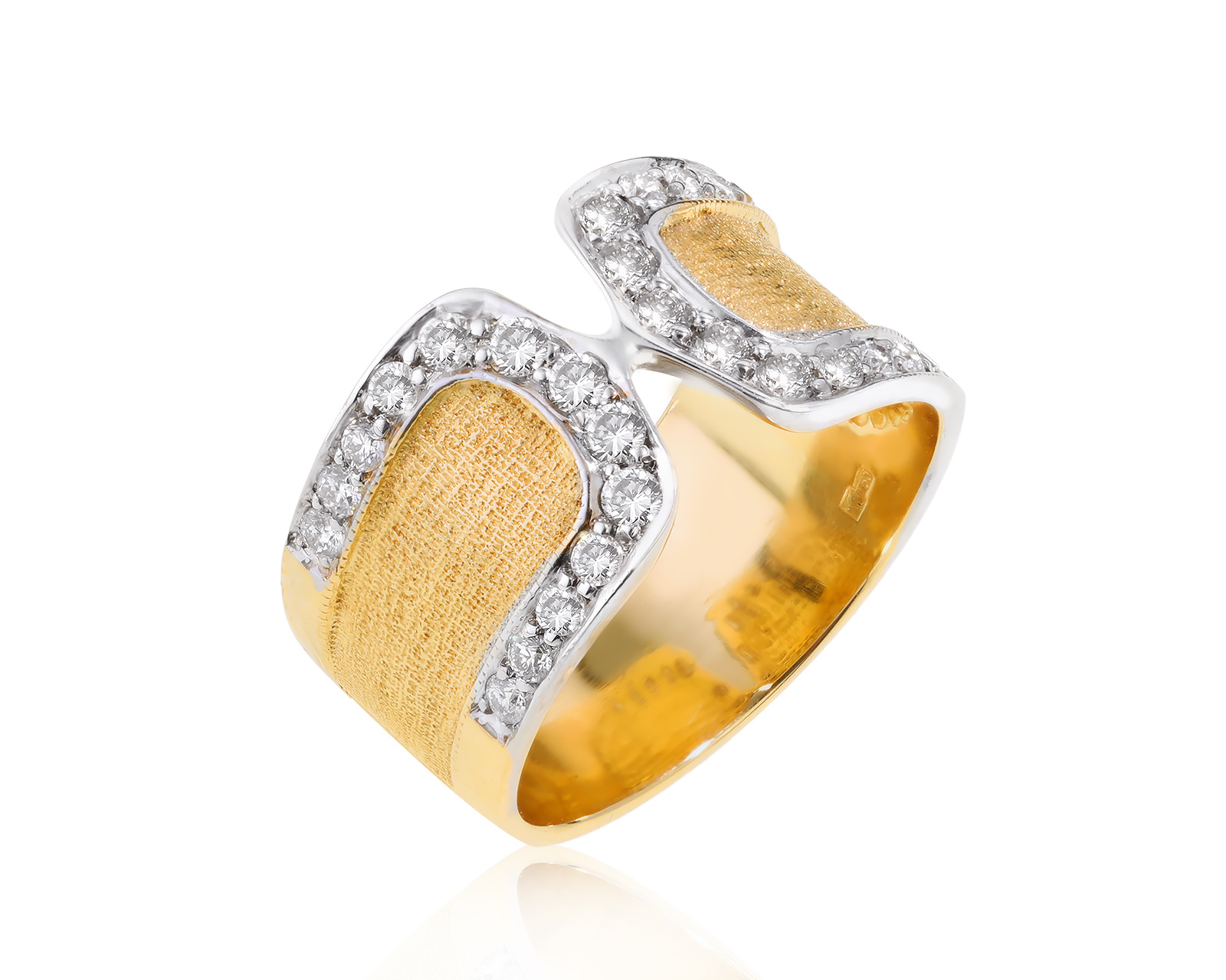 Притягательное золотое кольцо с бриллиантами 0.68ct 290422/12