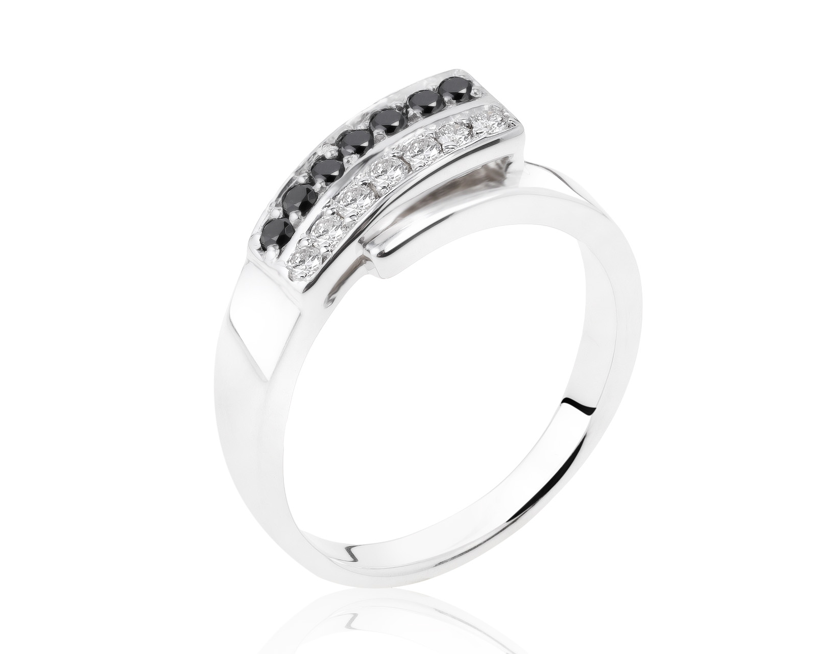 Модное золотое кольцо с бриллиантами 0.29ct