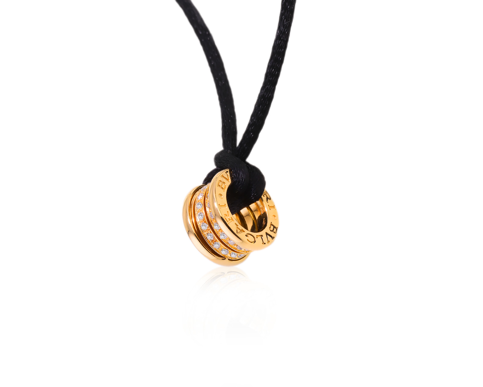 Оригинальный золотой кулон Bvlgari B.Zero1 301023/1 Оригинальный золотой кулон Bvlgari B.Zero1 301023/1
