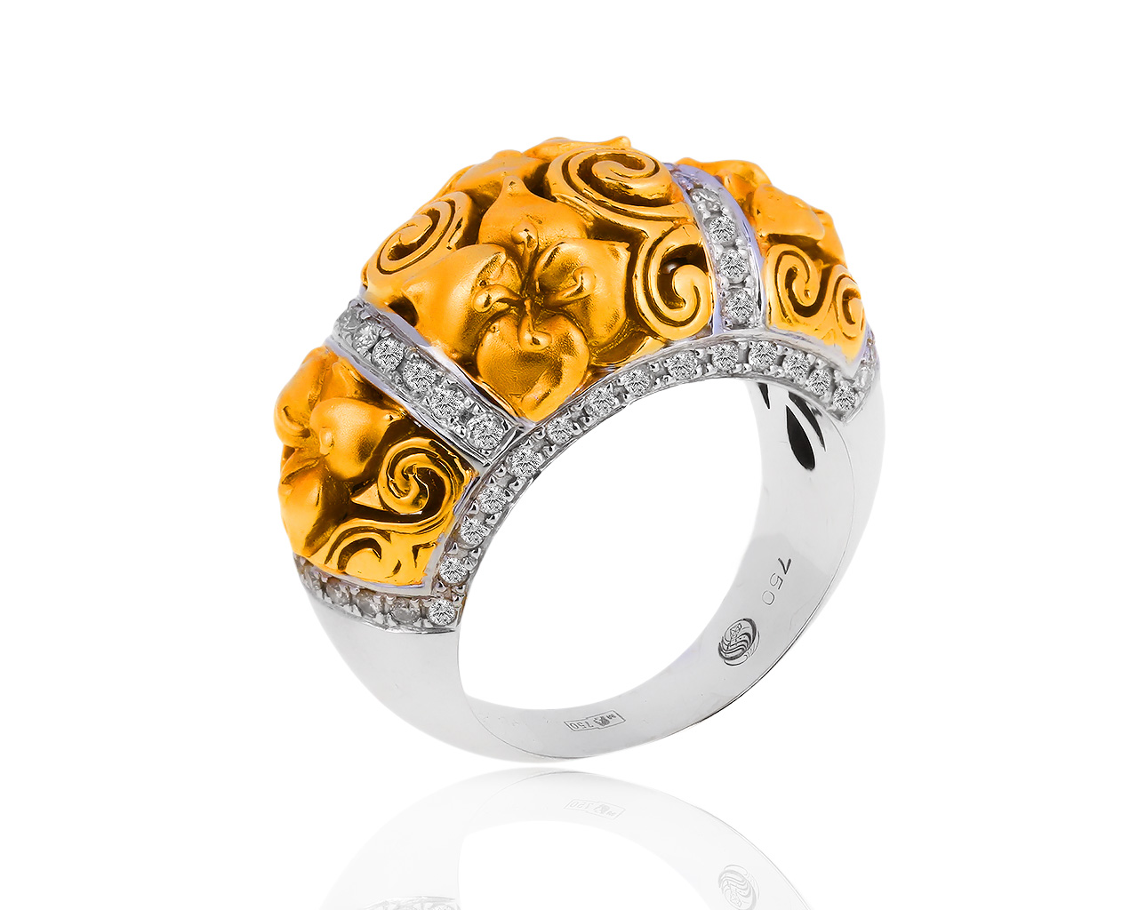 Матовое золотое кольцо с бриллиантами 0.60ct