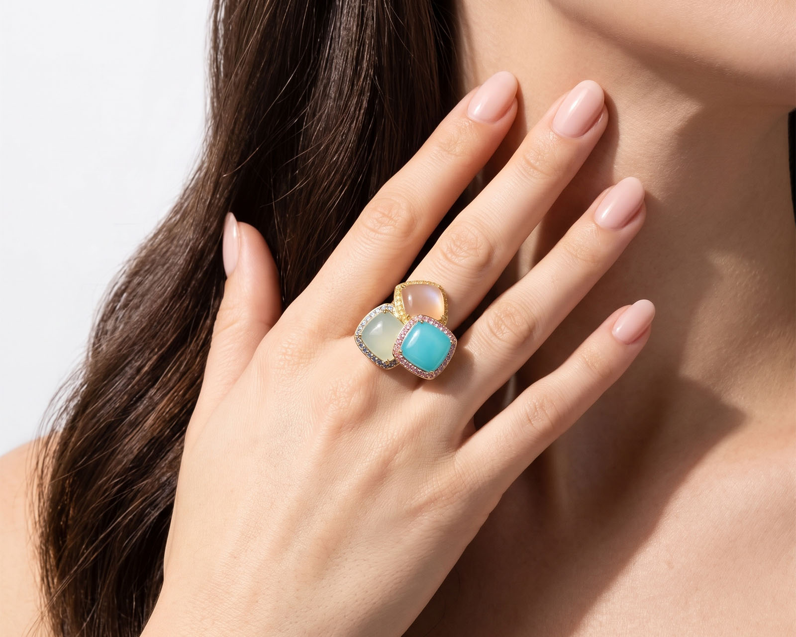 Оригинальное золотое кольцо с халцедонами 29.10ct Magie Preziose